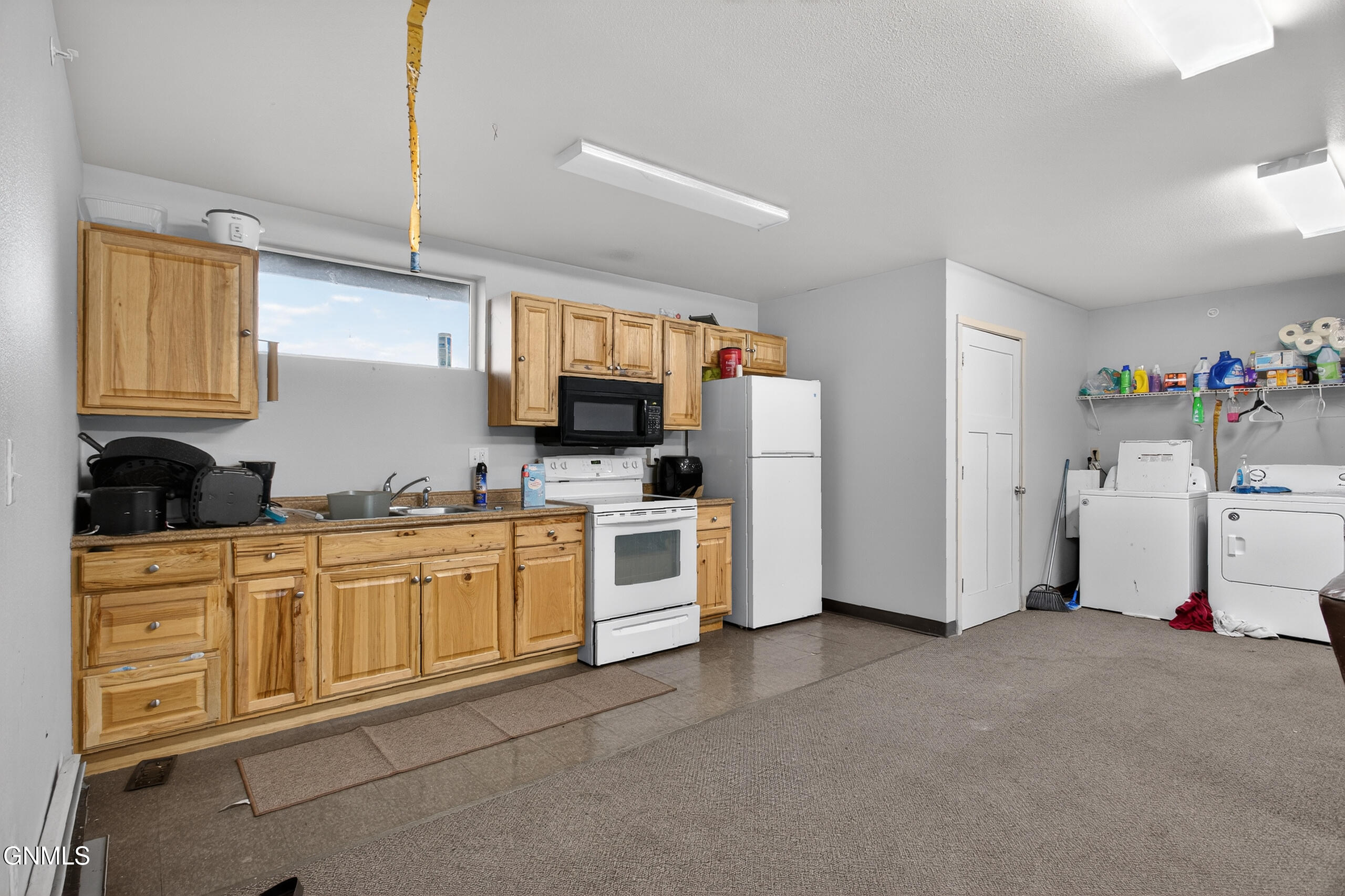 main property photo 64