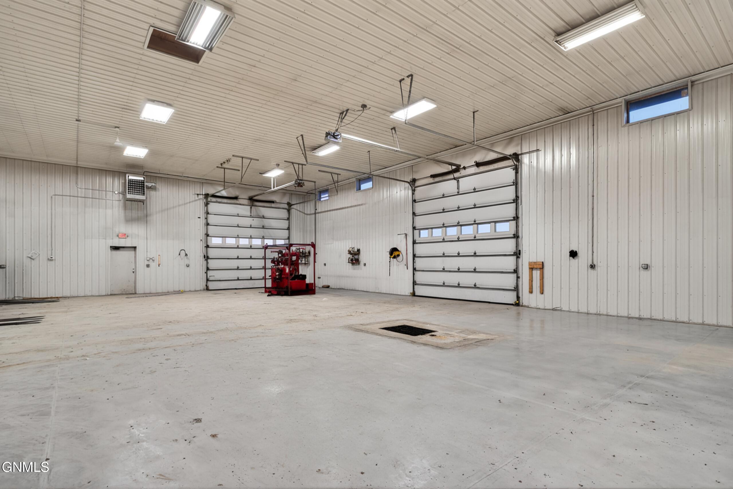 main property photo 71