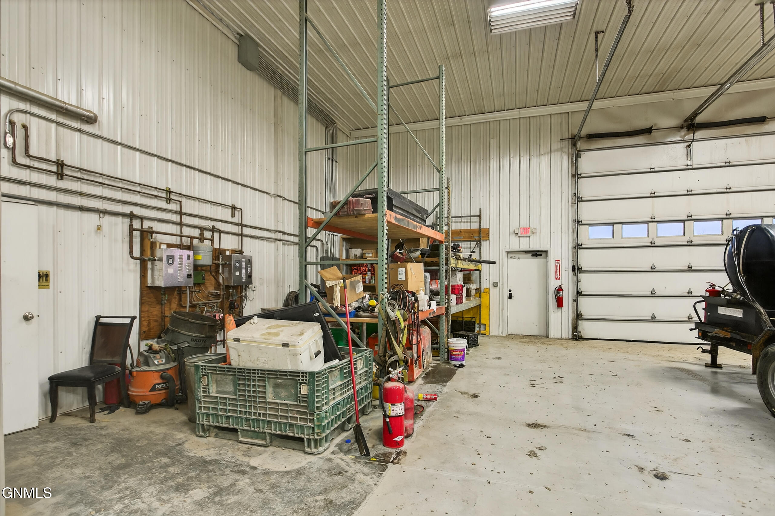 main property photo 75