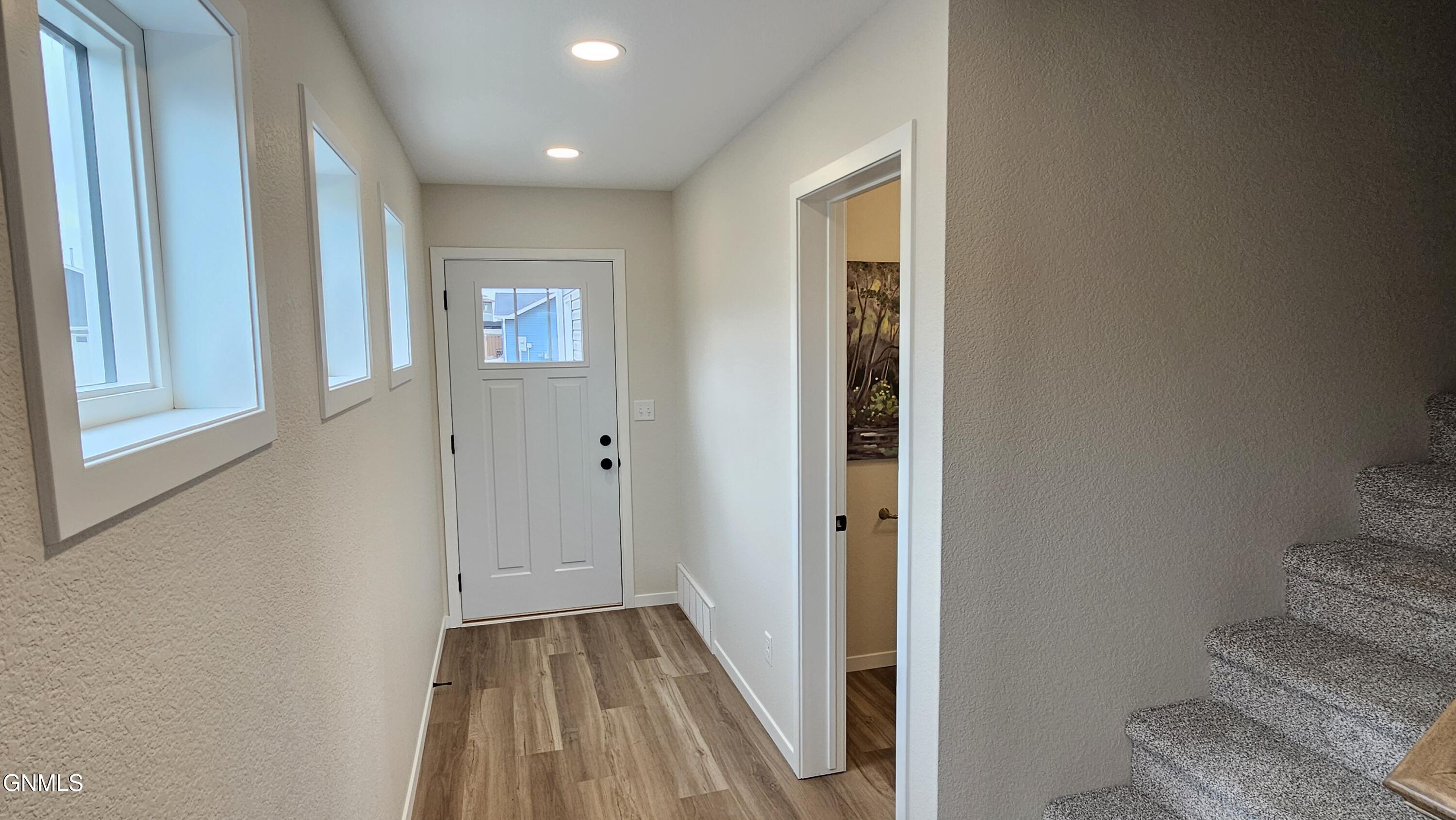 property viewer photo 10