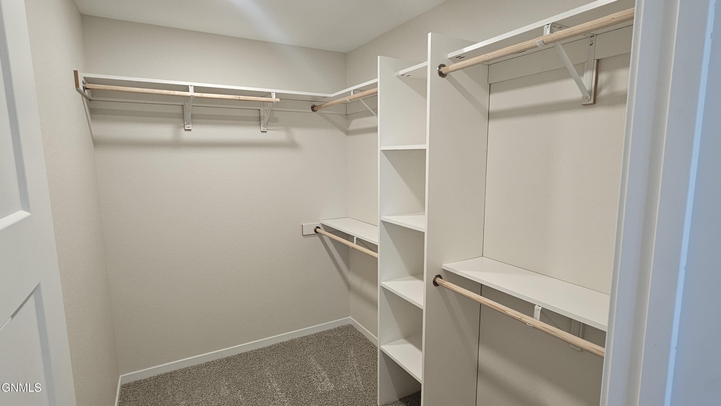 property viewer photo 15