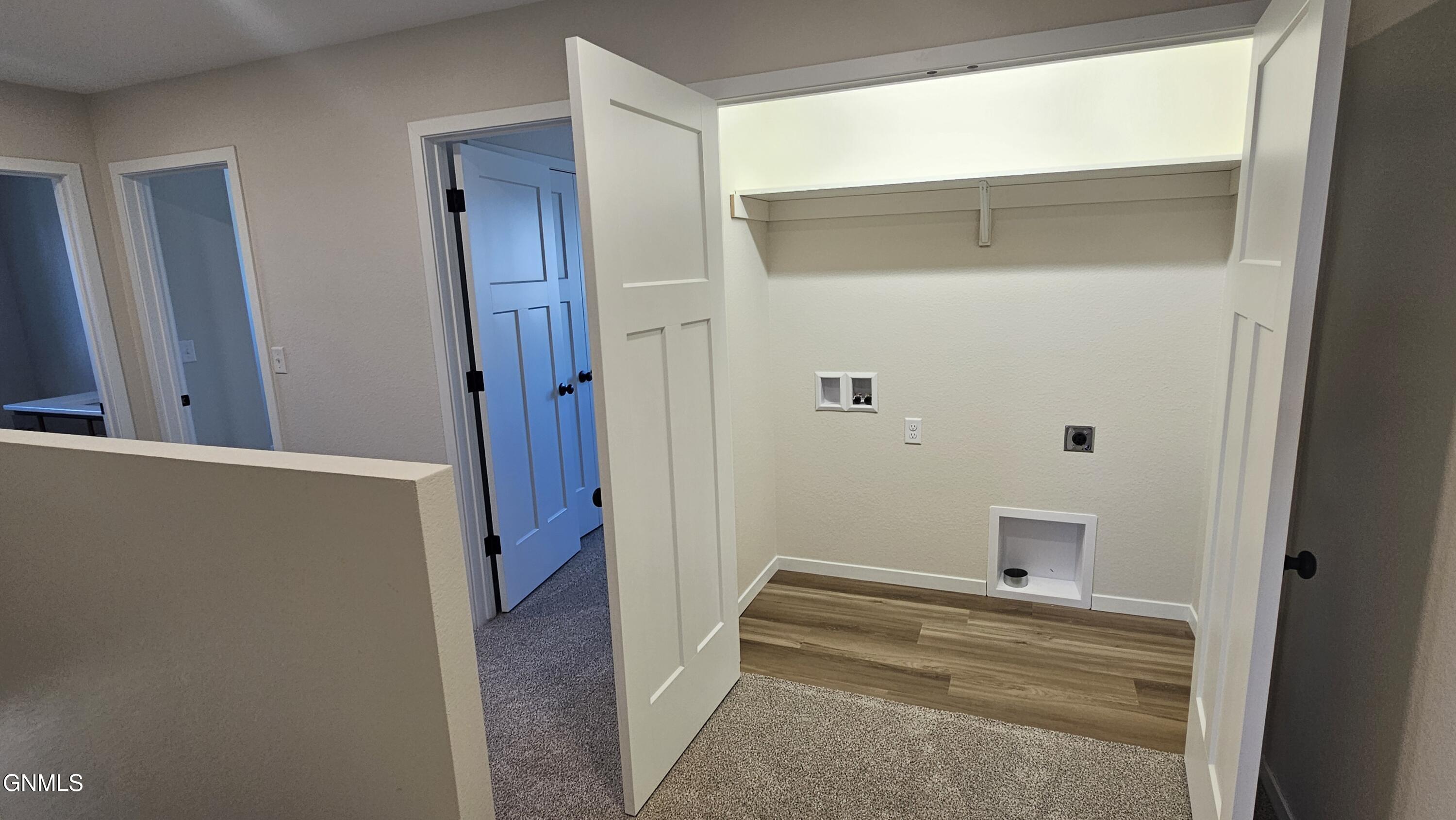 property viewer photo 19