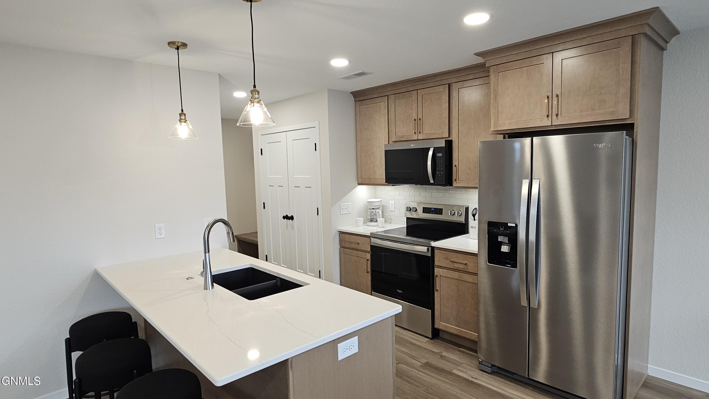 property viewer photo 5