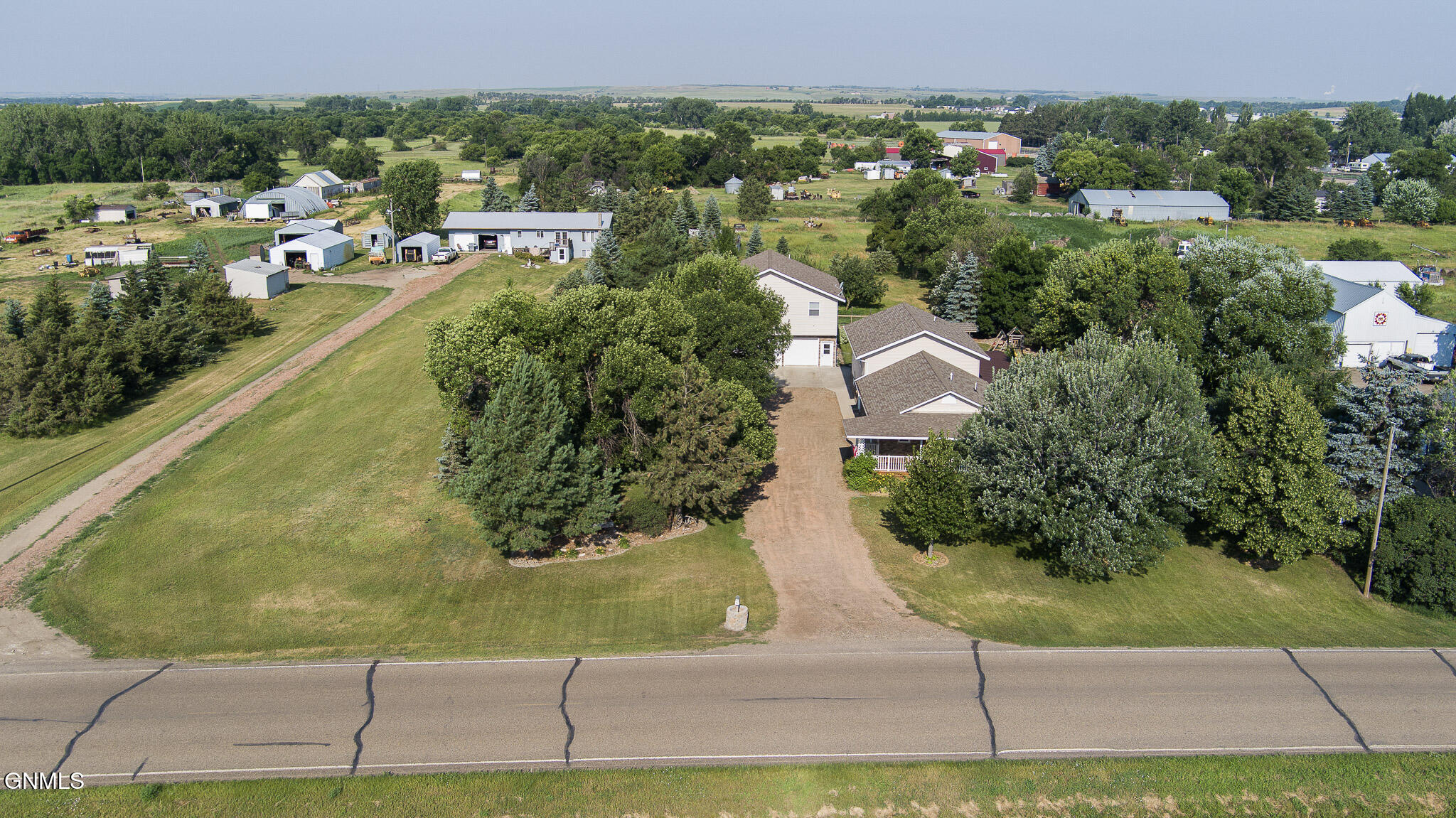 main property photo 79