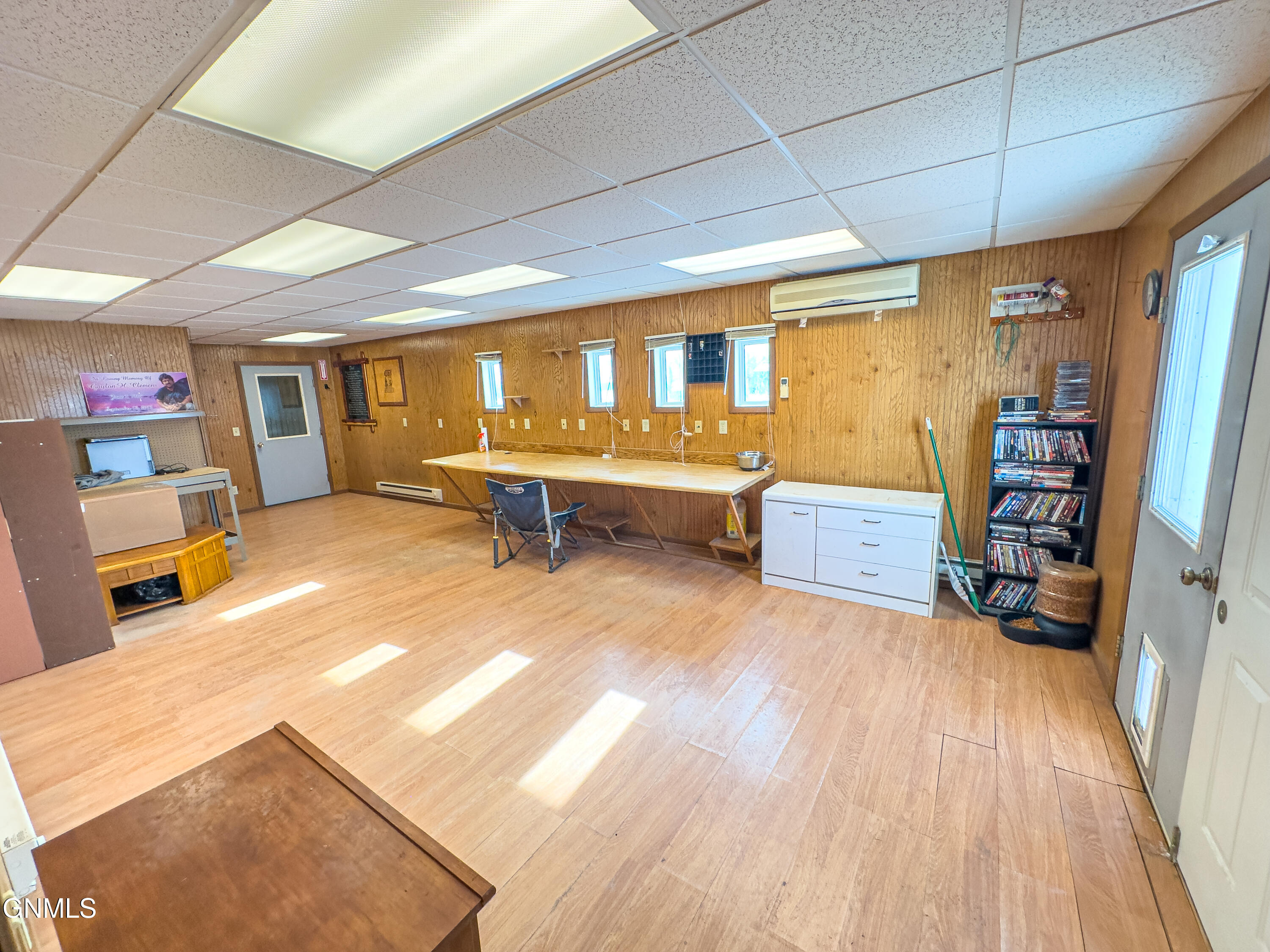 main property photo 59