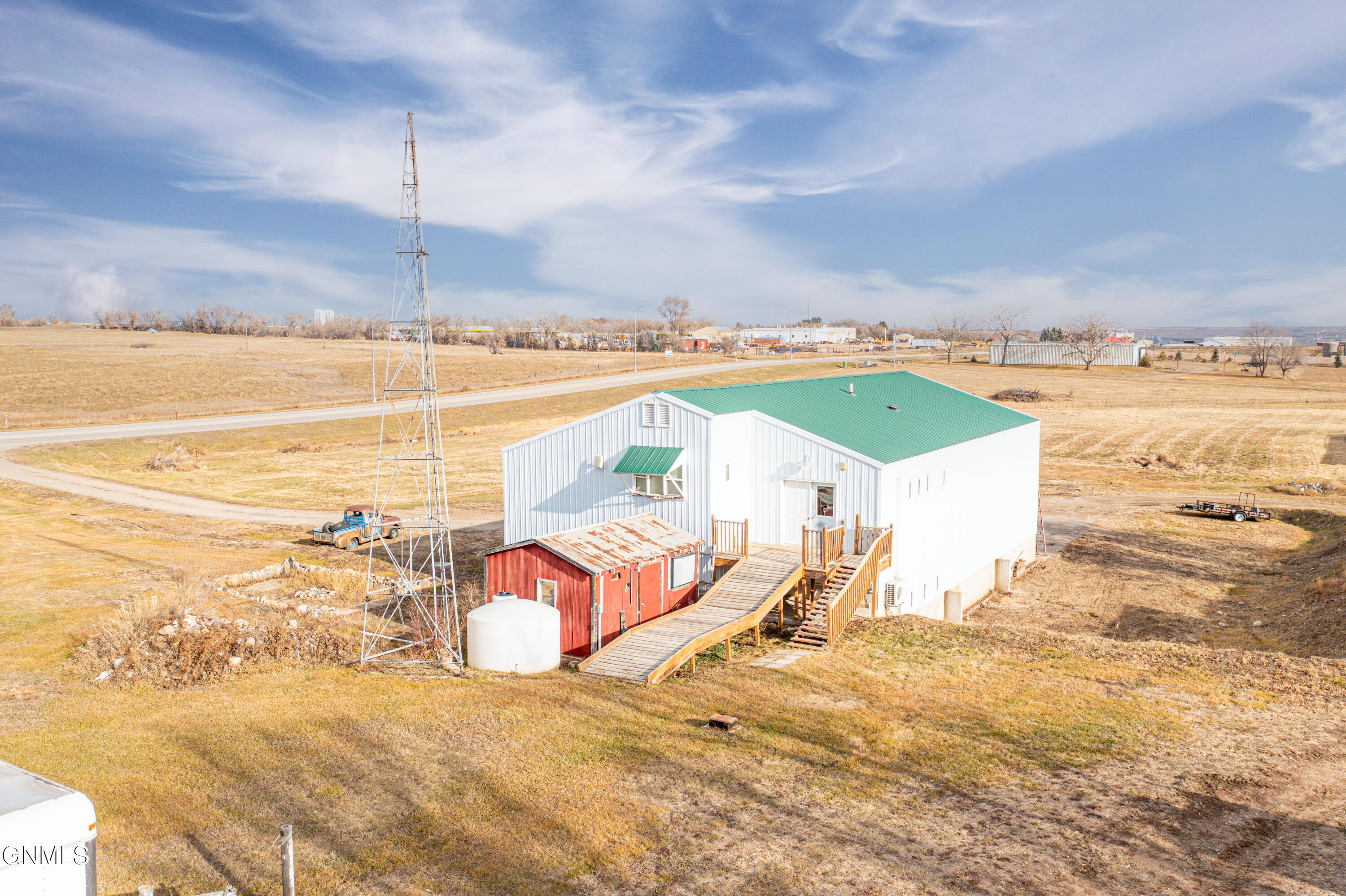 main property photo 66