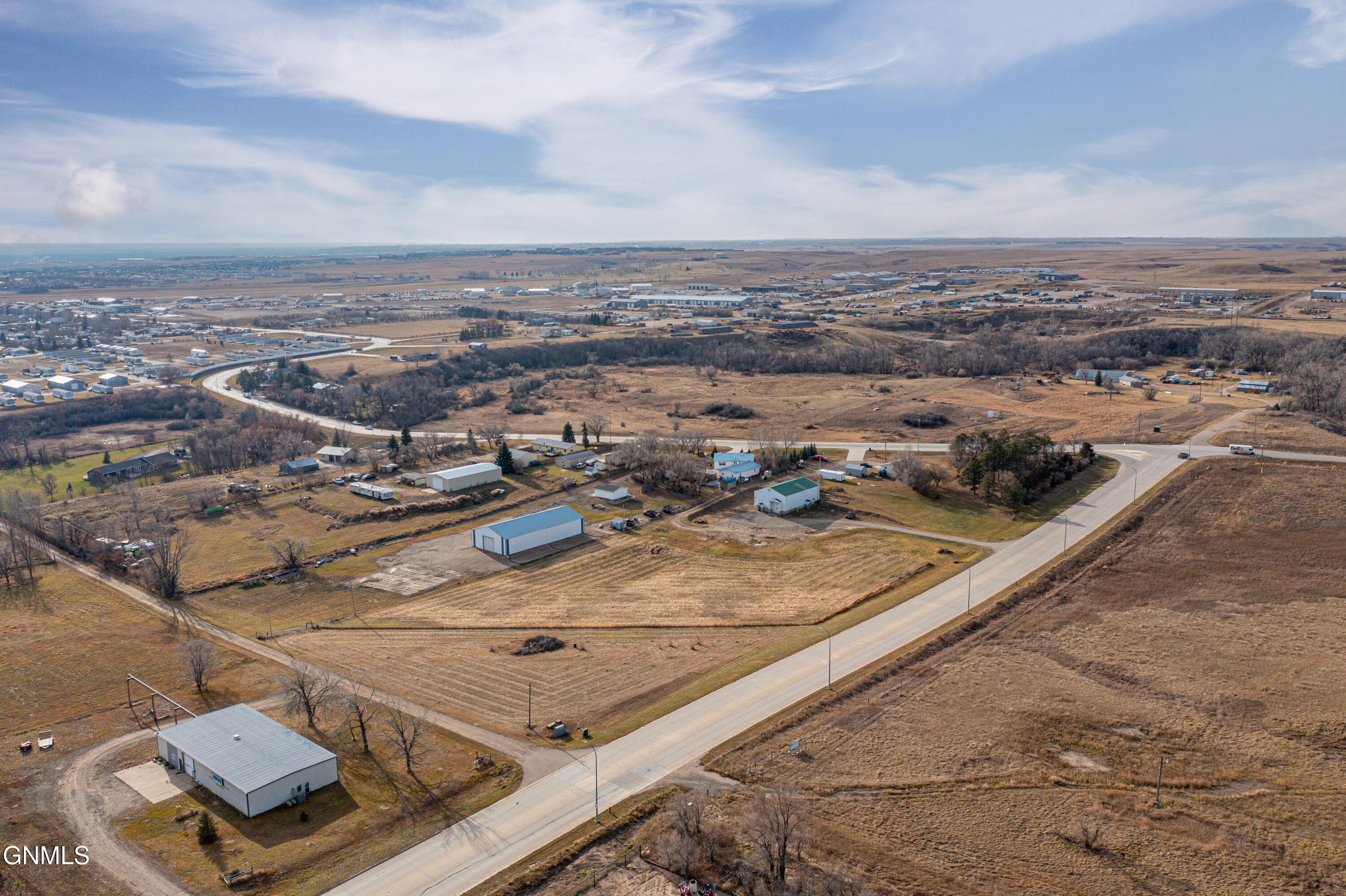 main property photo 8