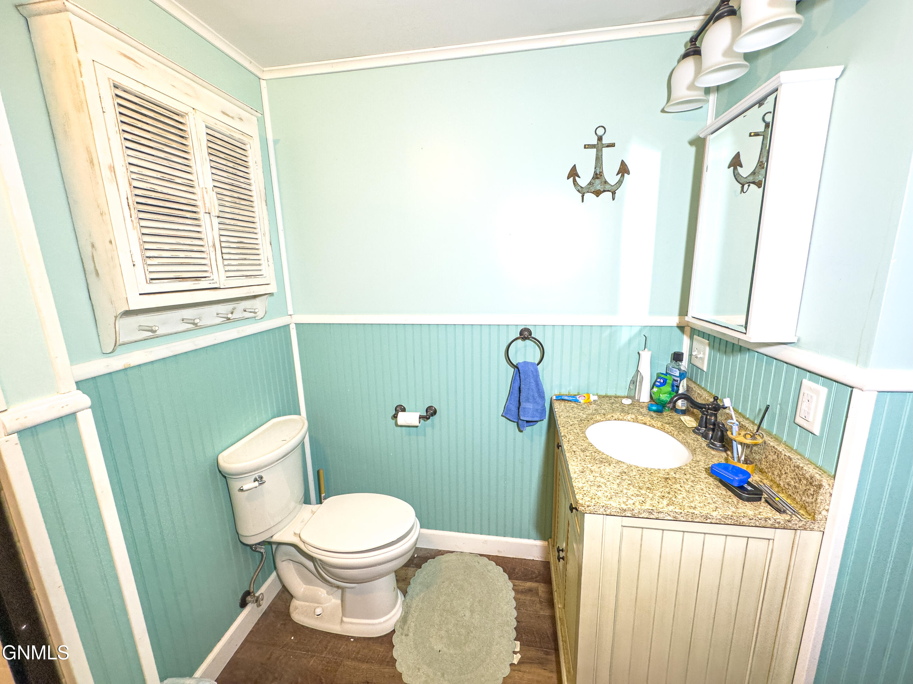 main property photo 43