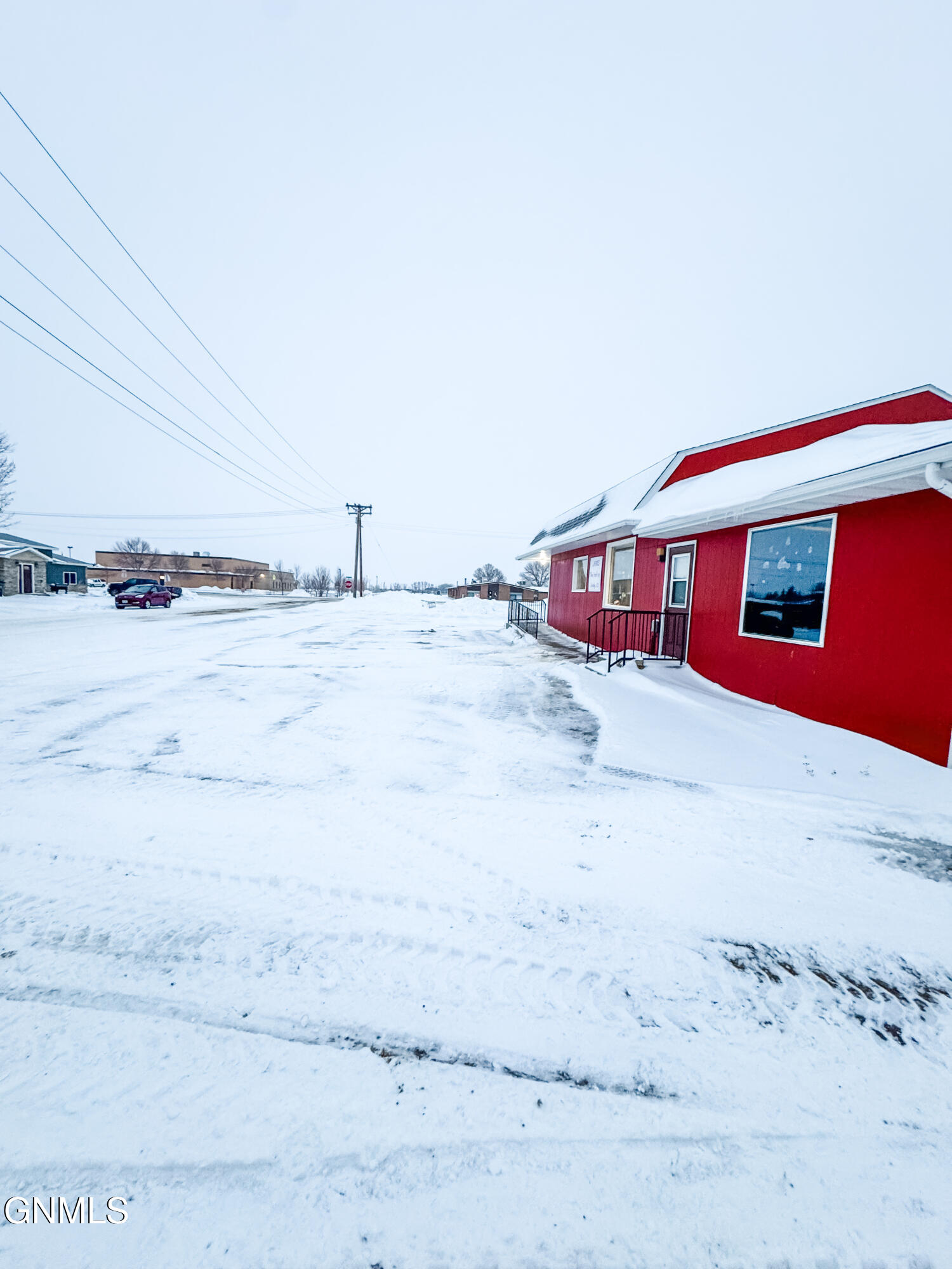 main property photo 3