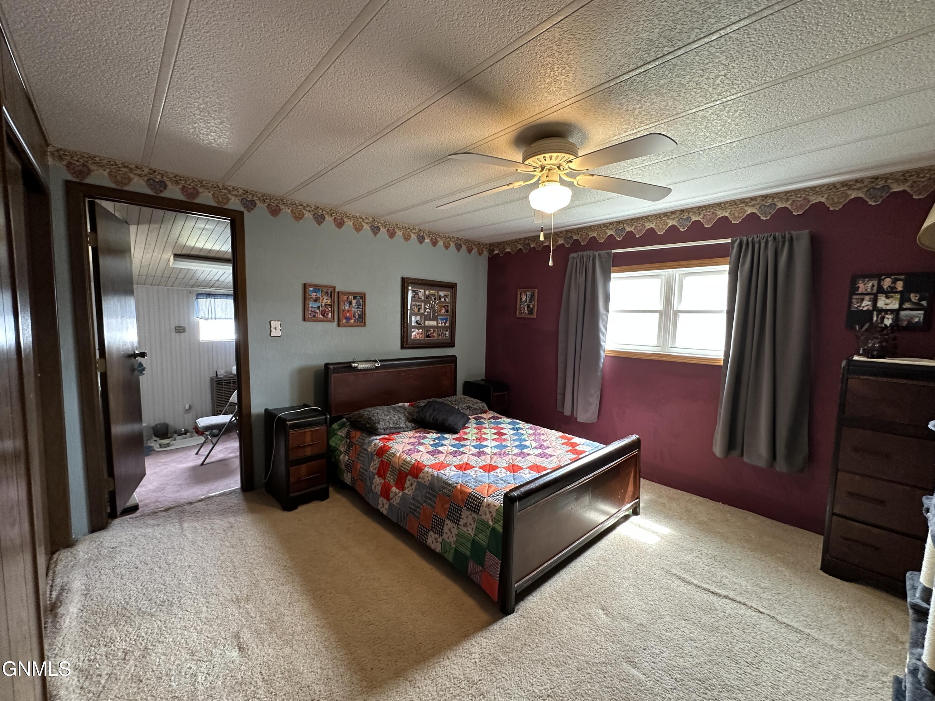 property viewer photo 5
