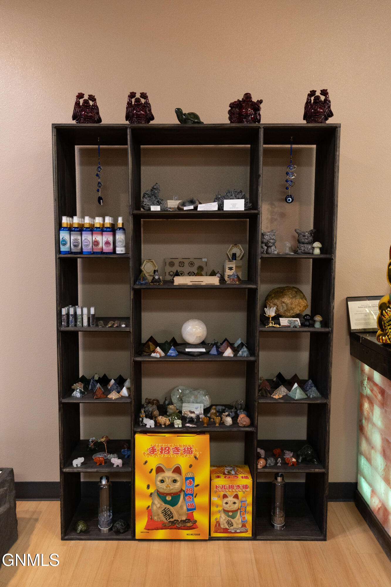 main property photo 27