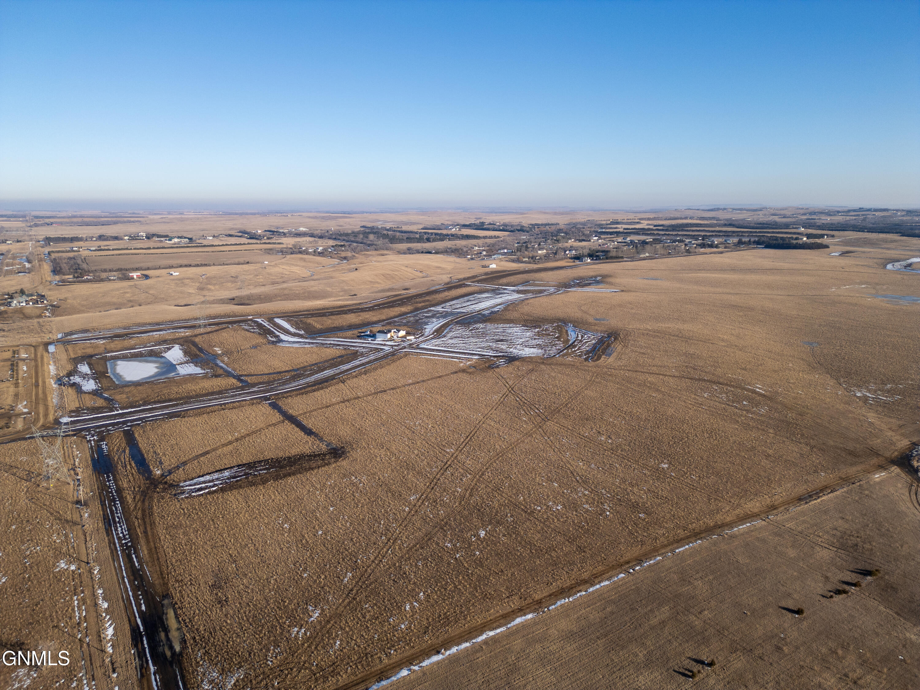 main property photo 20