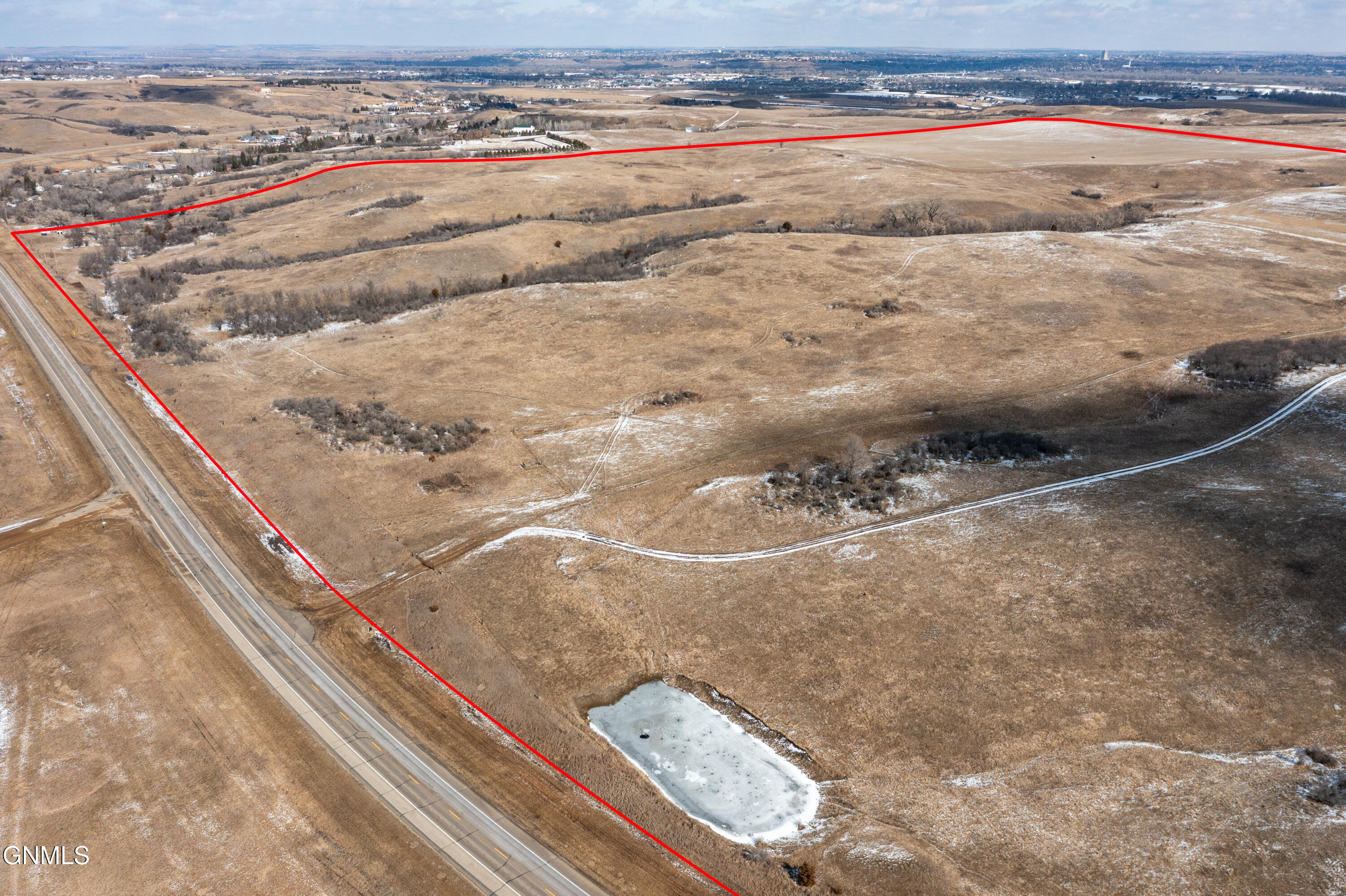 main property photo 19