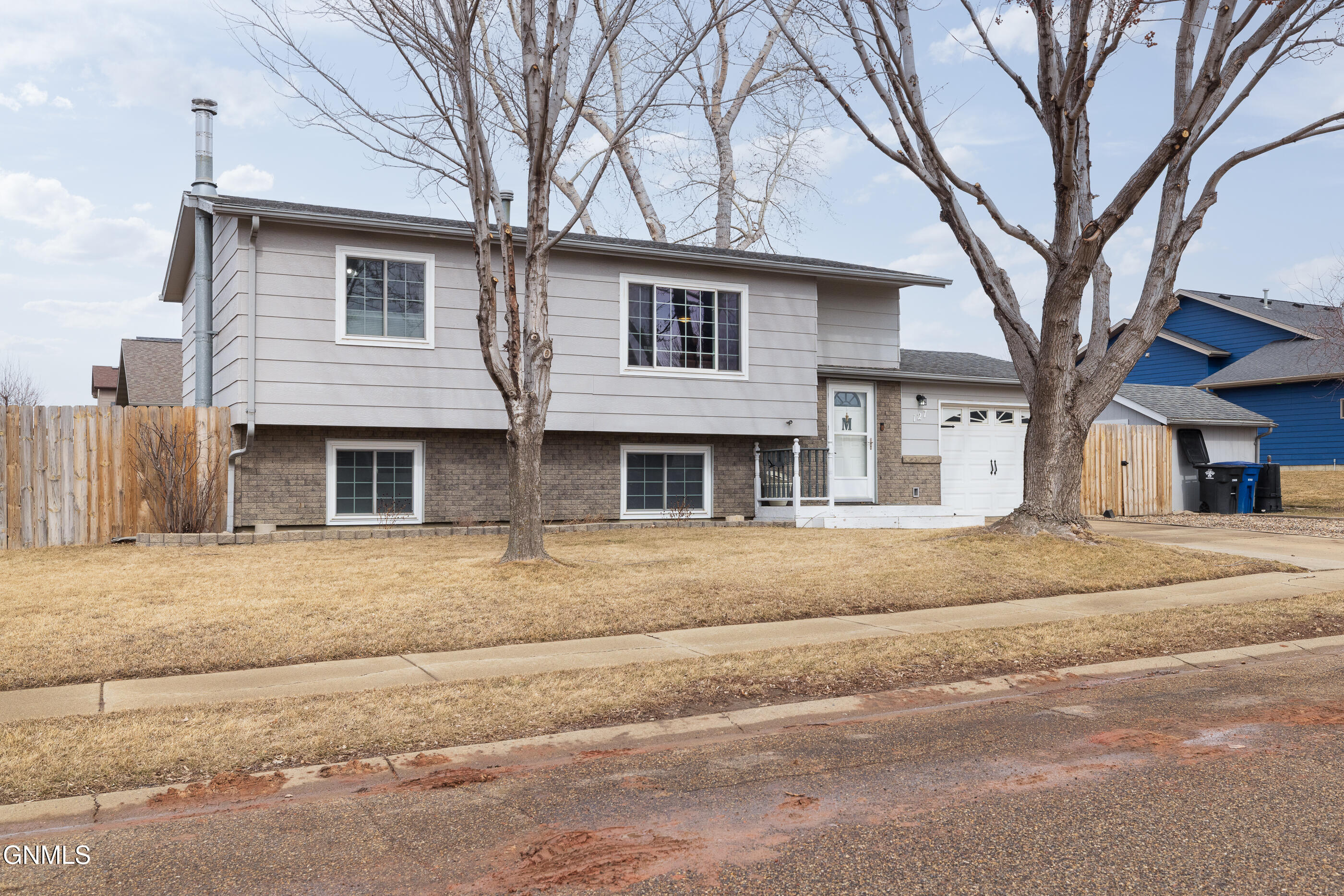 property viewer photo 1