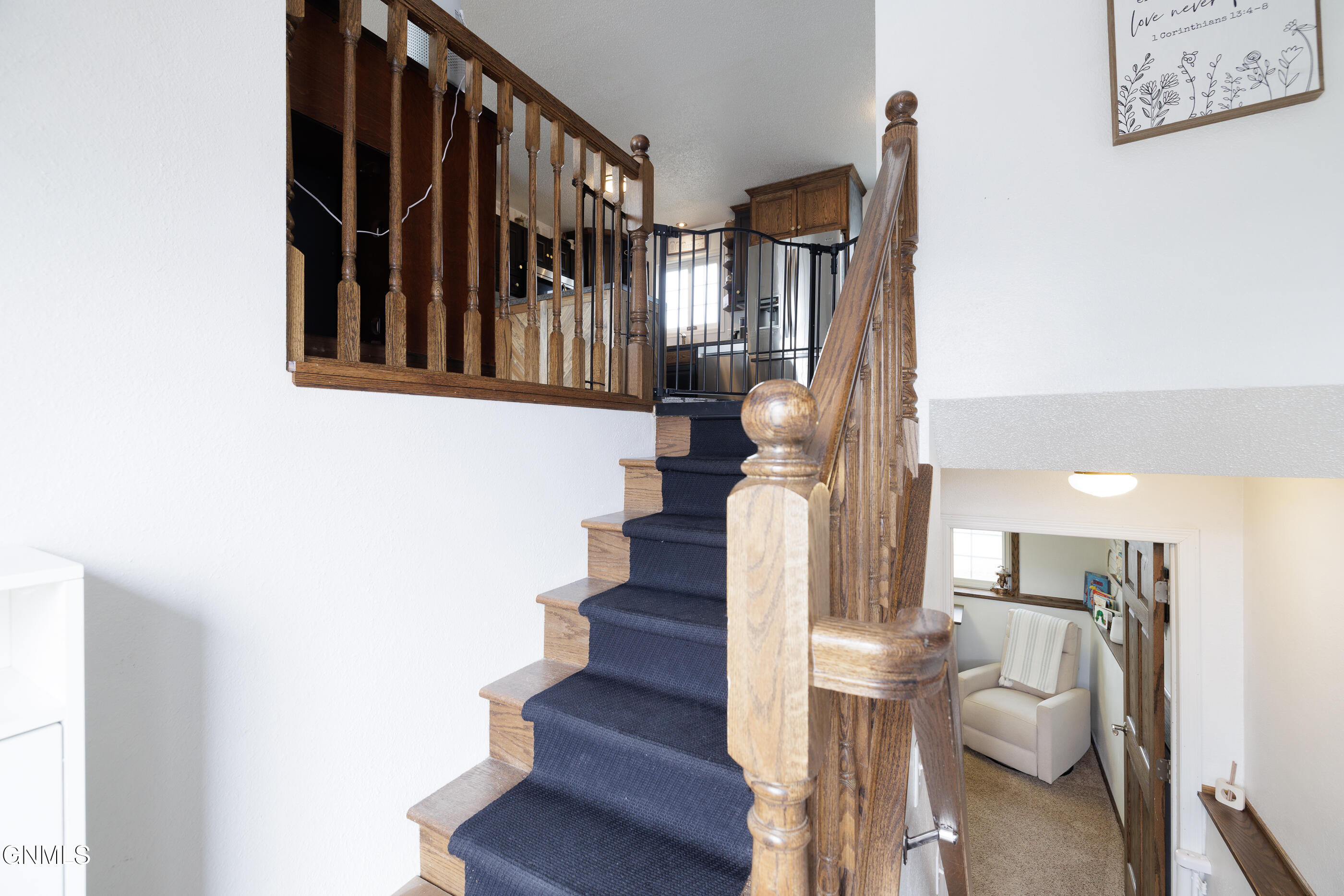 property viewer photo 2