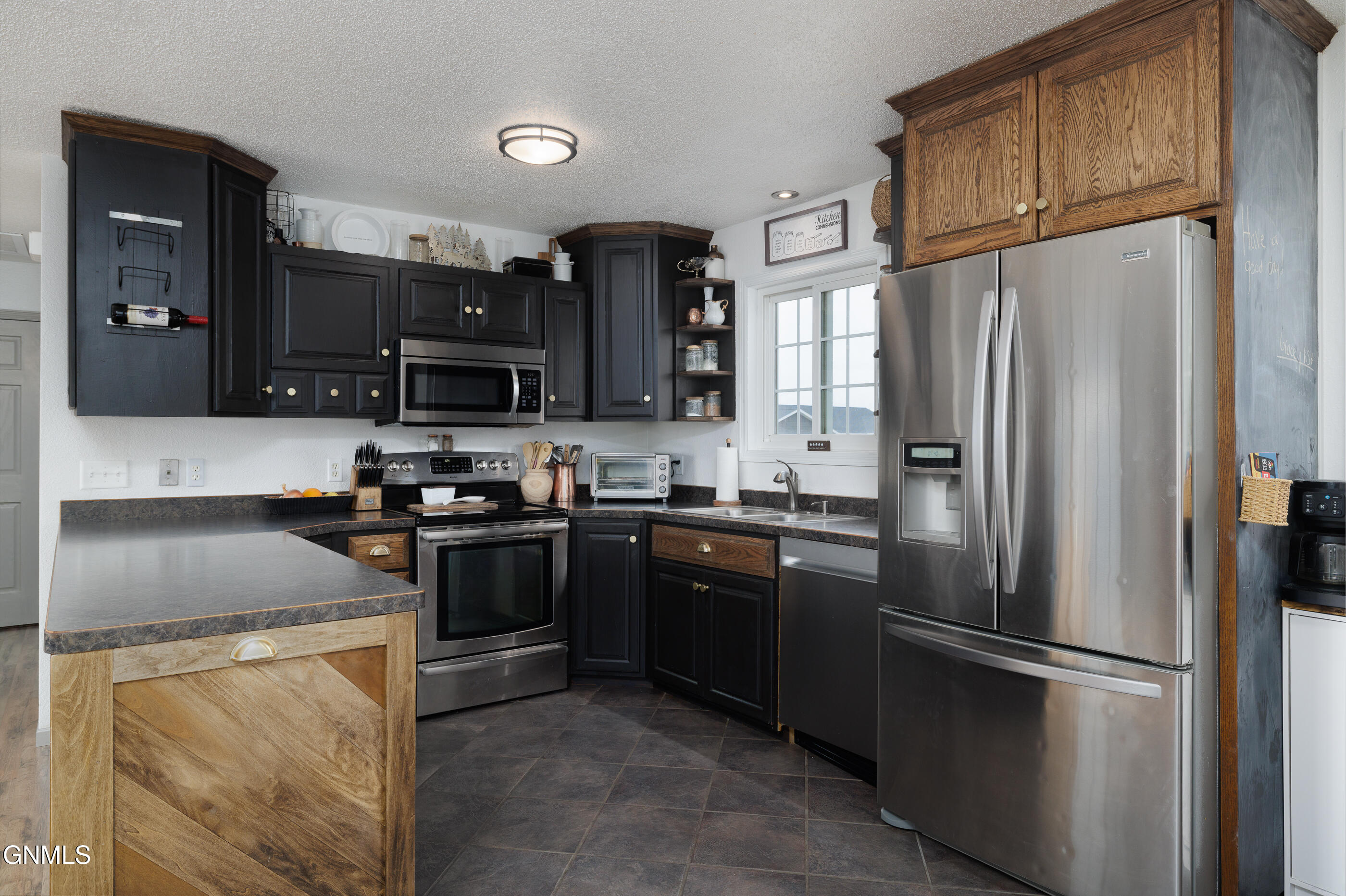 property viewer photo 8