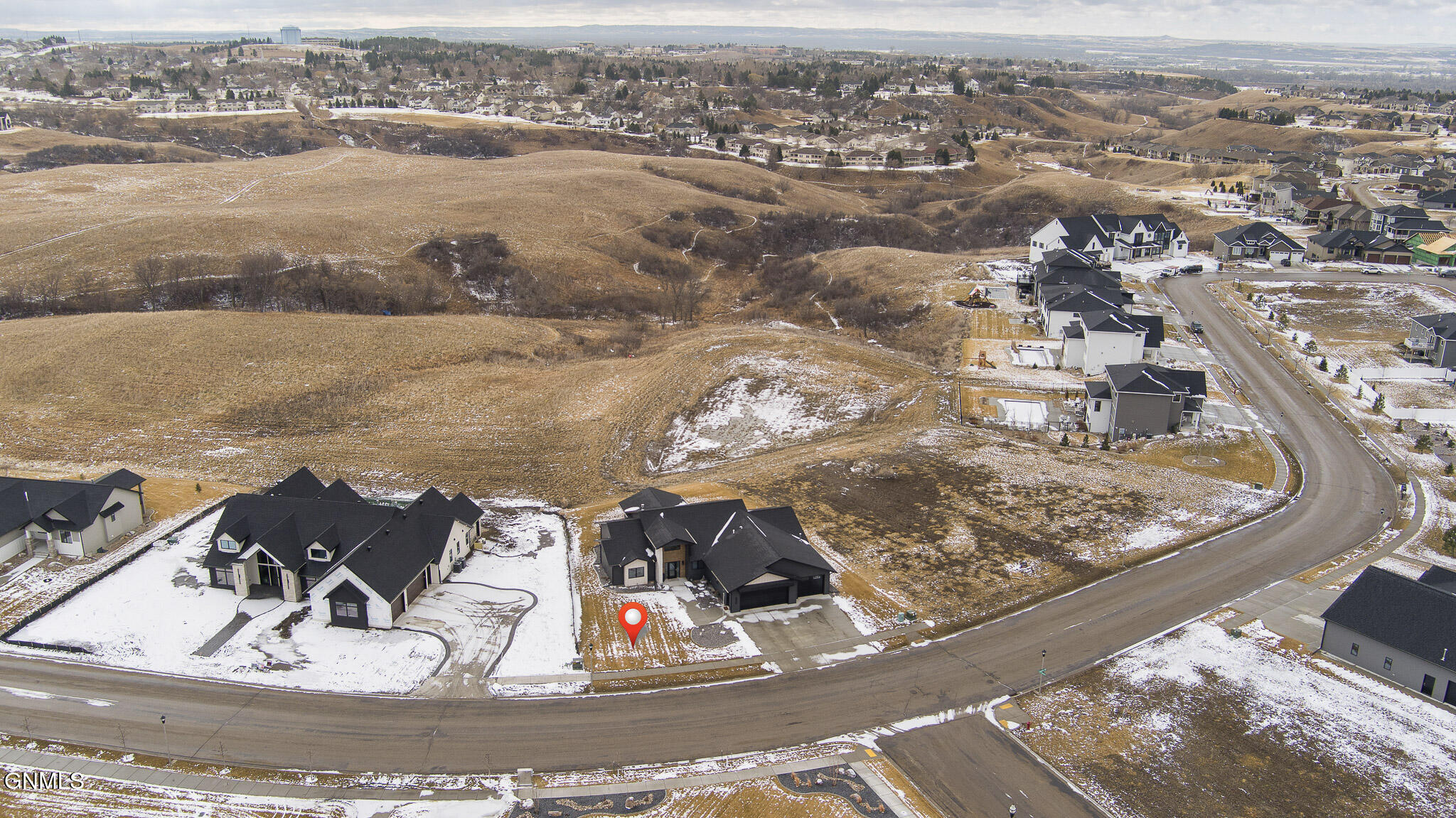main property photo 4