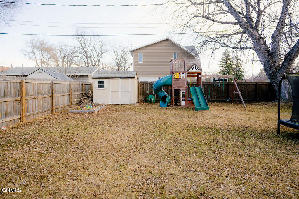 main property photo 74