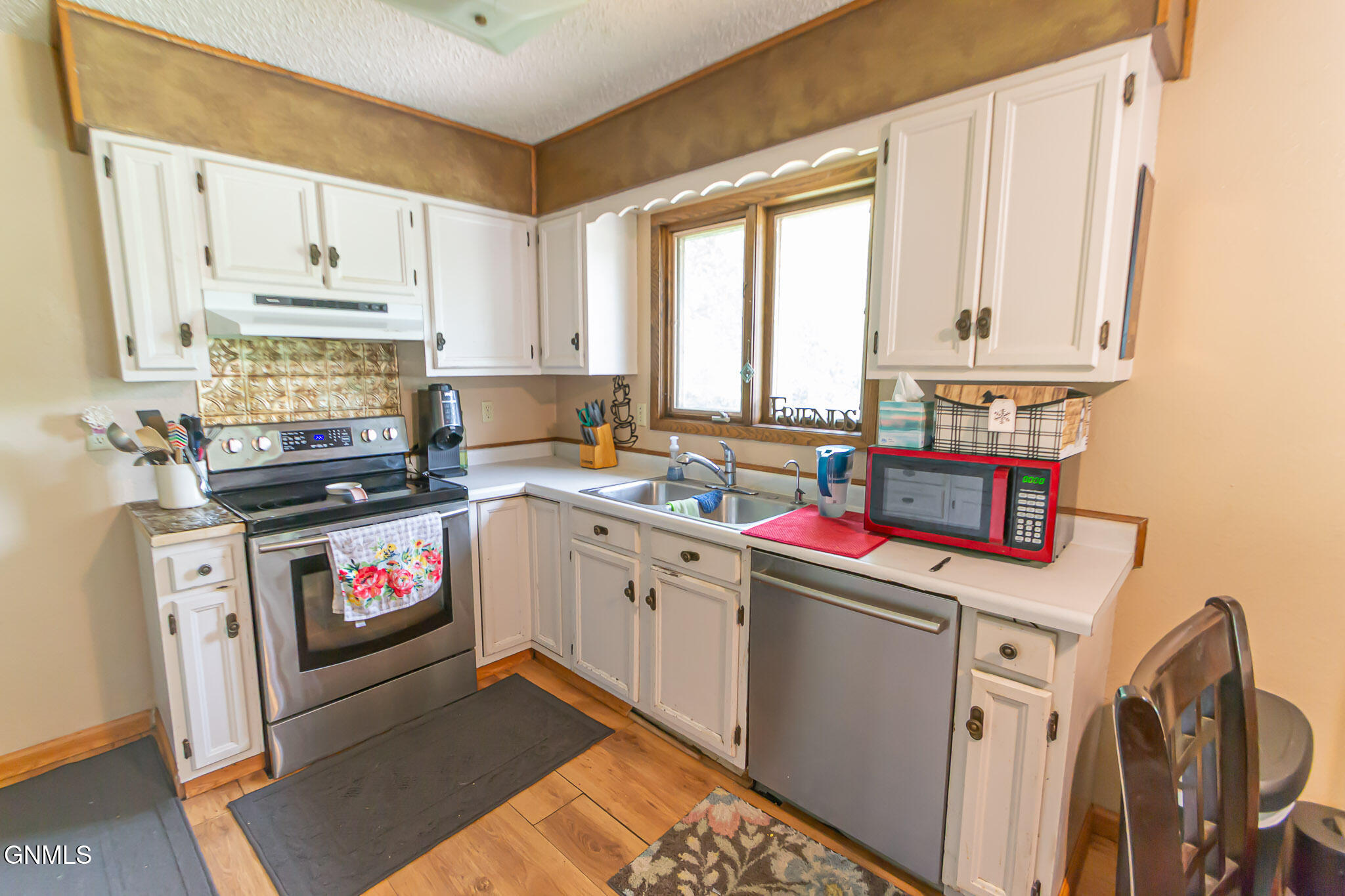 property viewer photo 11