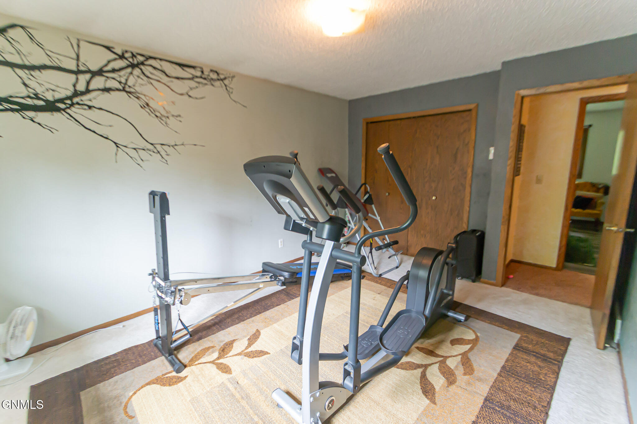 property viewer photo 16