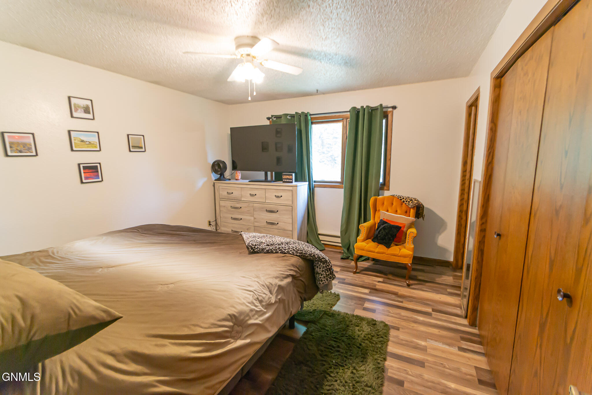 property viewer photo 17