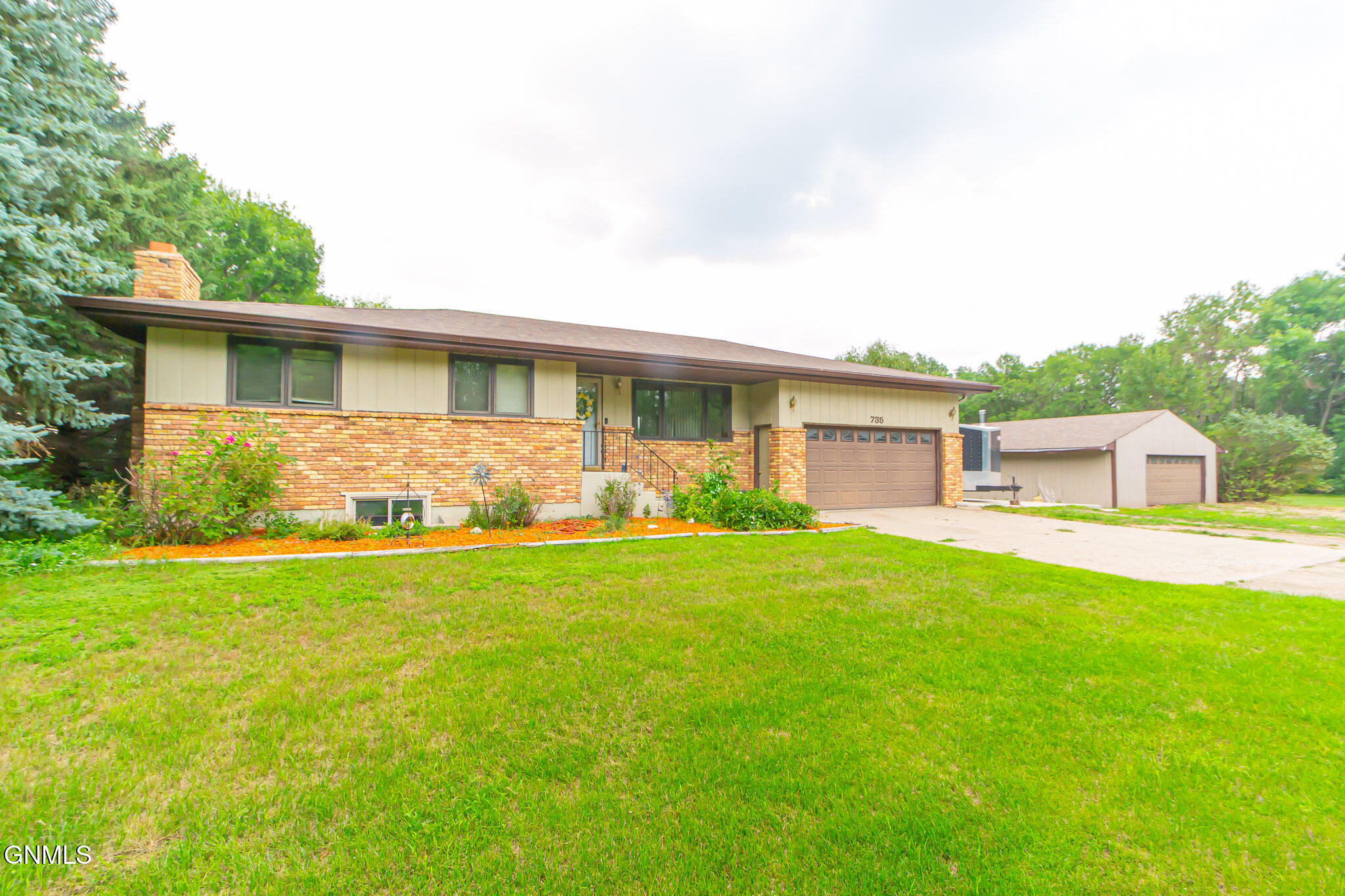 property viewer photo 2