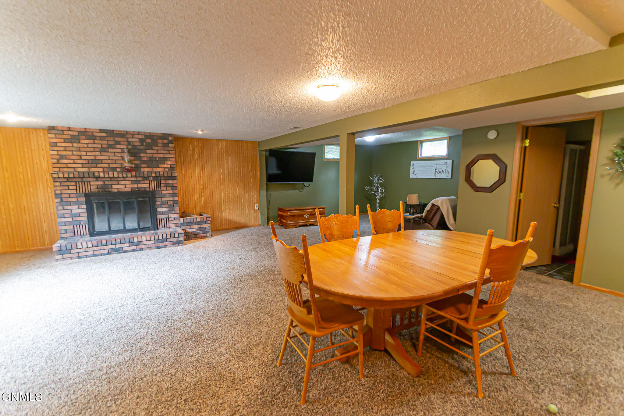 property viewer photo 31