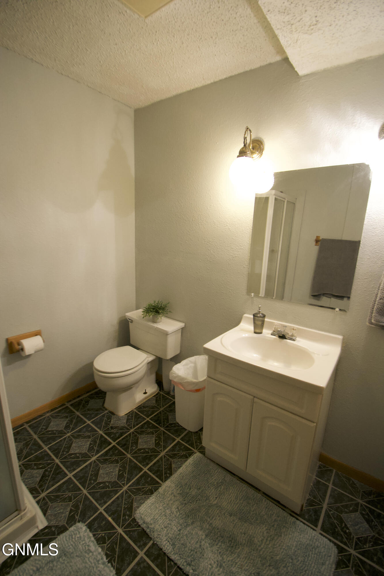 property viewer photo 33