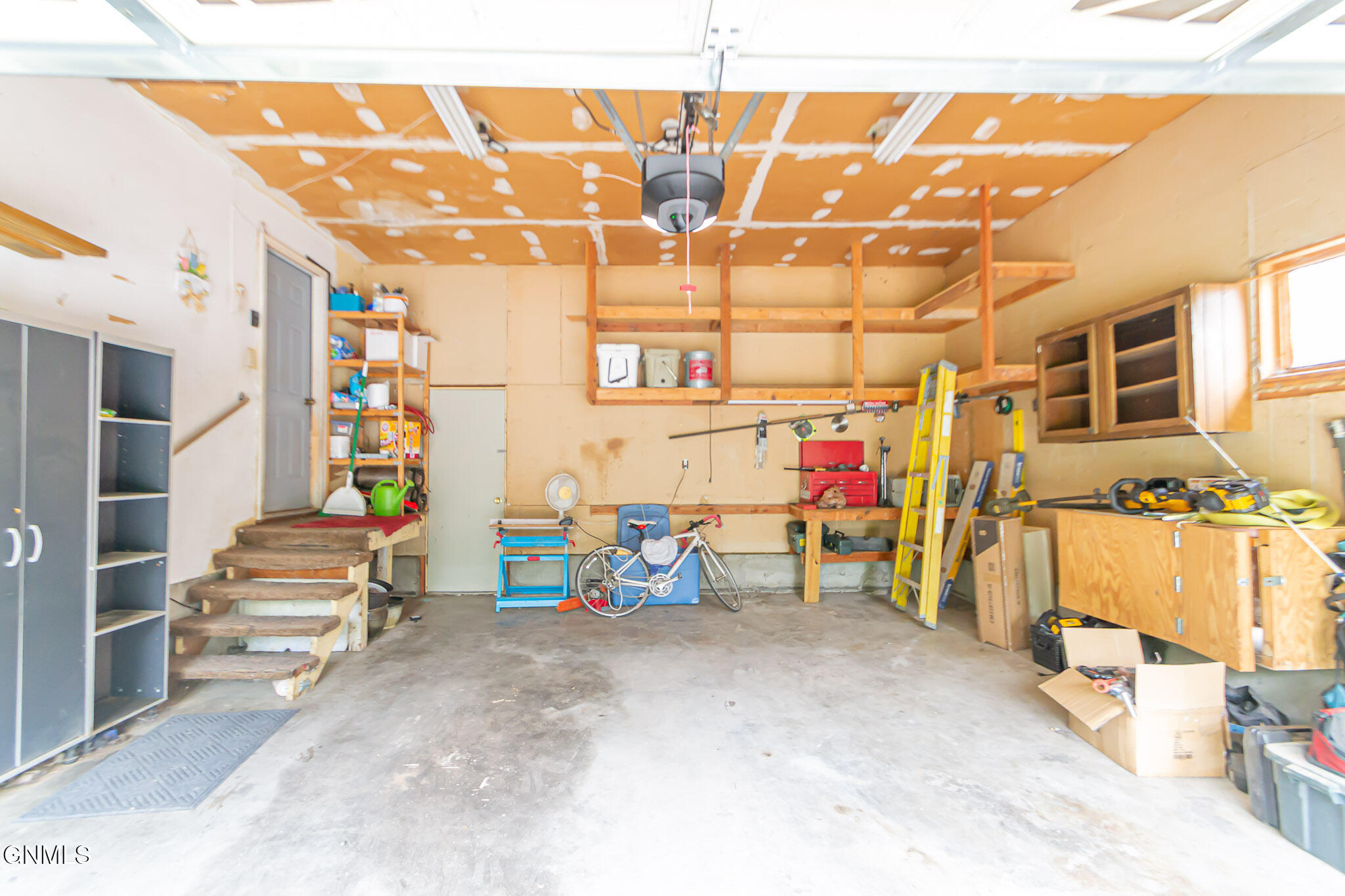 property viewer photo 40