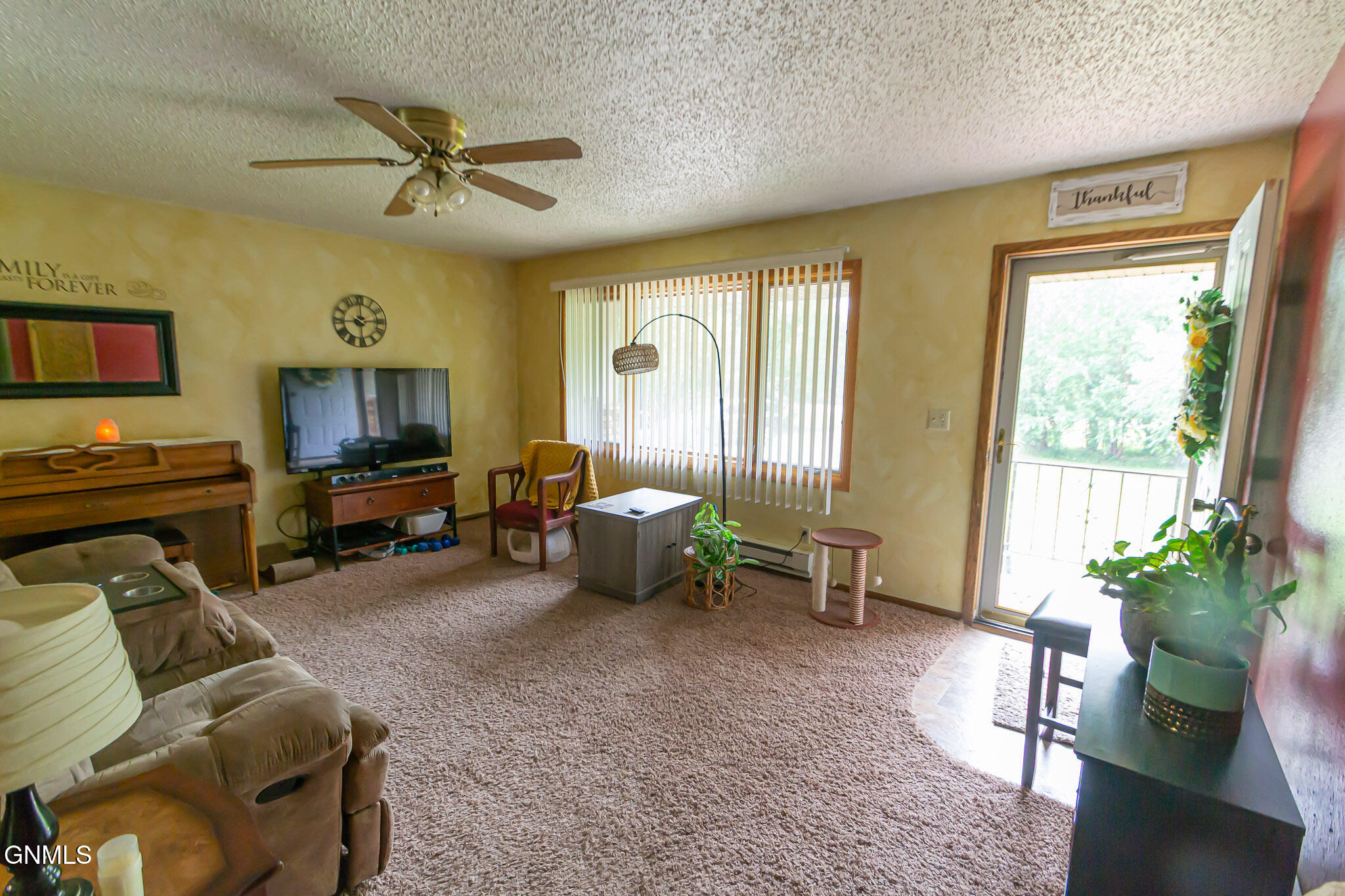 property viewer photo 6