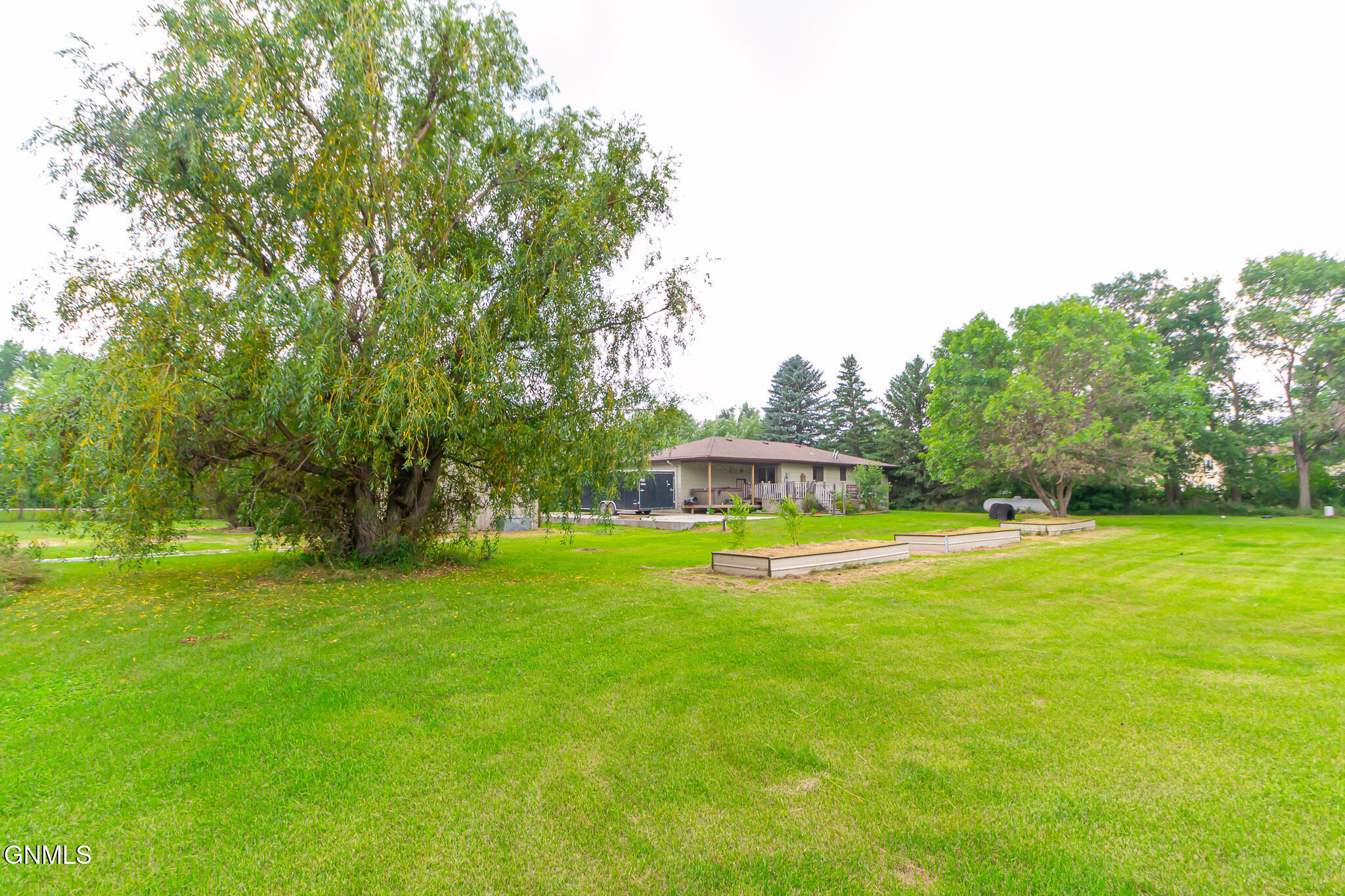 property viewer photo 78