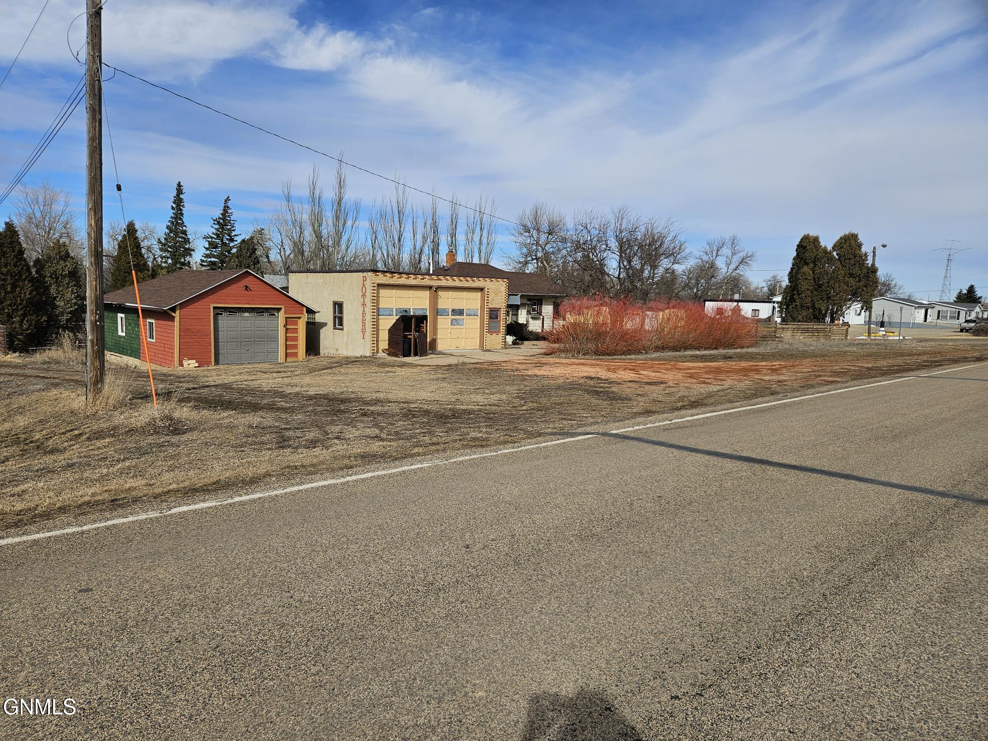 main property photo 47
