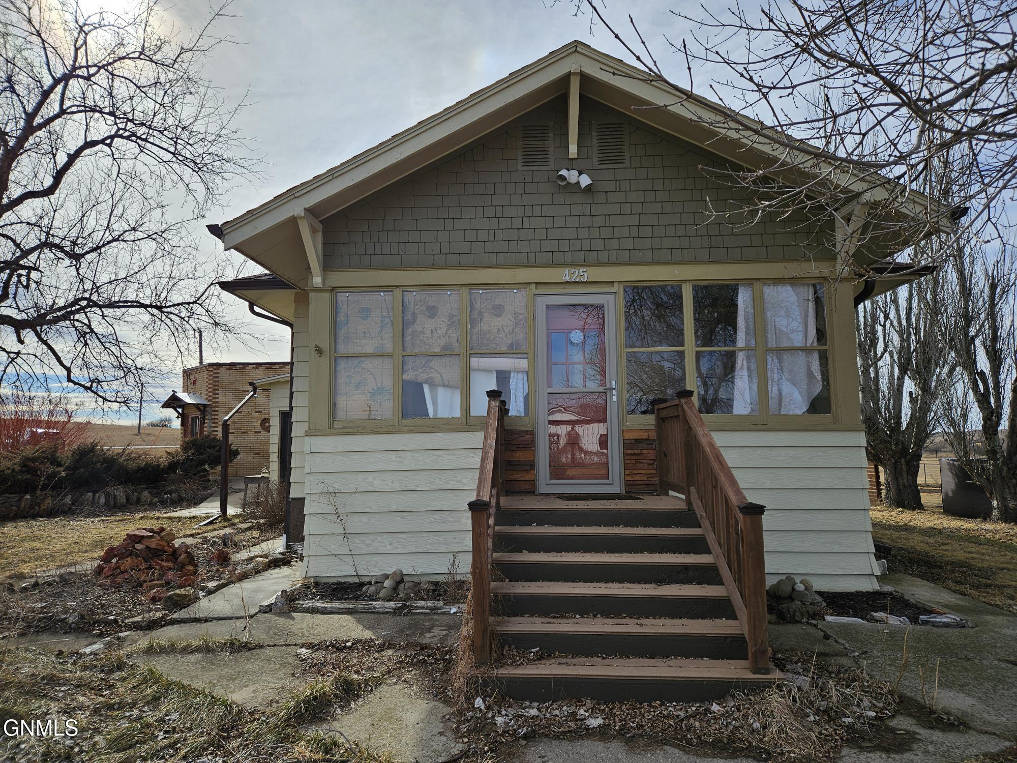 main property photo 5