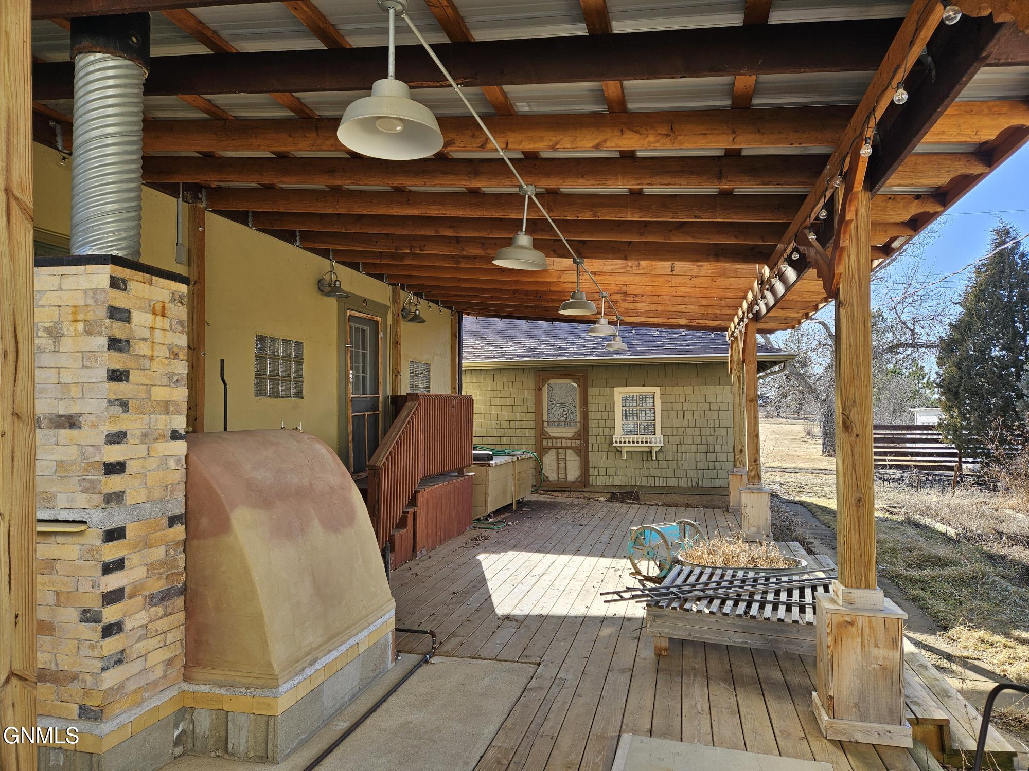 main property photo 8