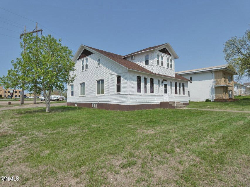 main property photo 63