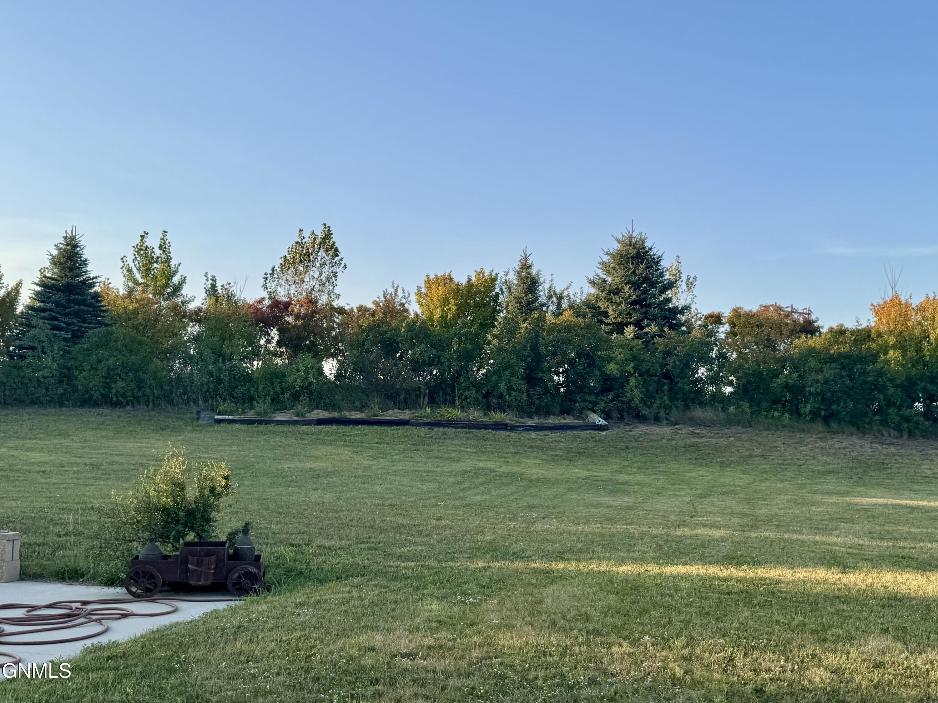main property photo 75