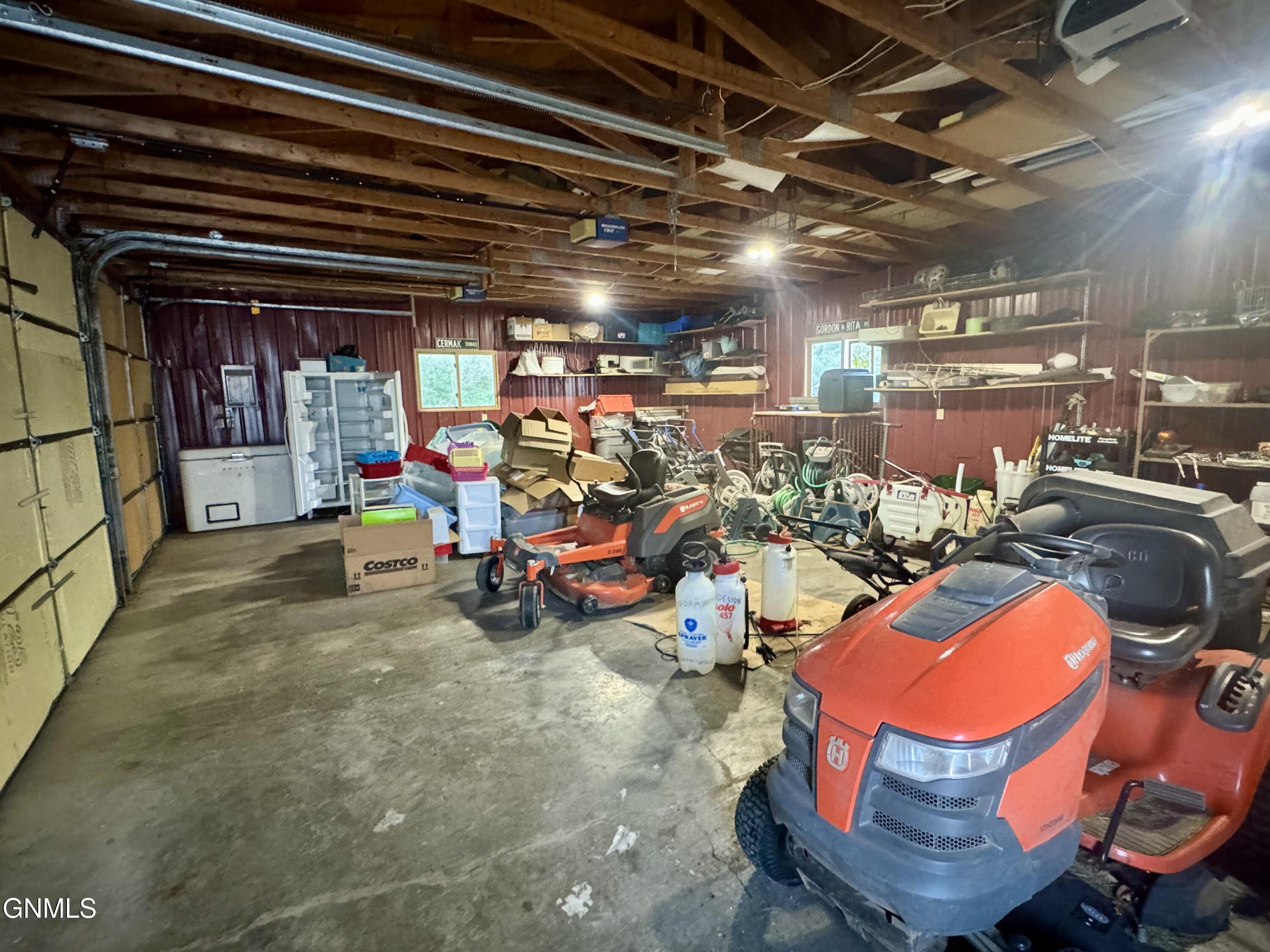 main property photo 90