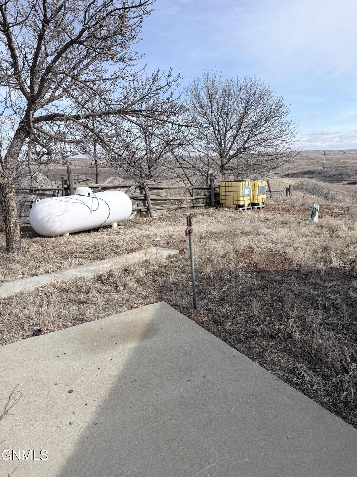 main property photo 42