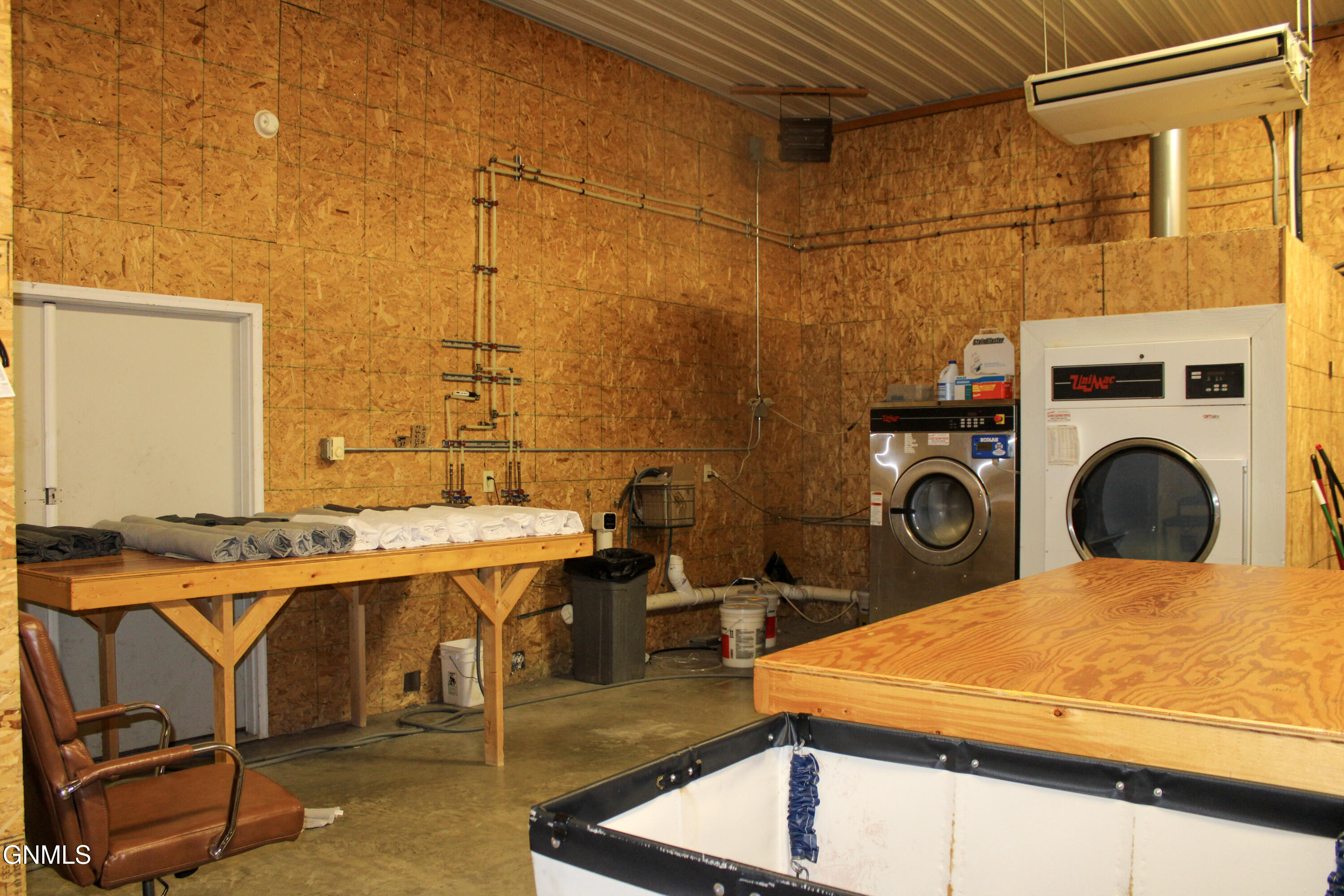 main property photo 58