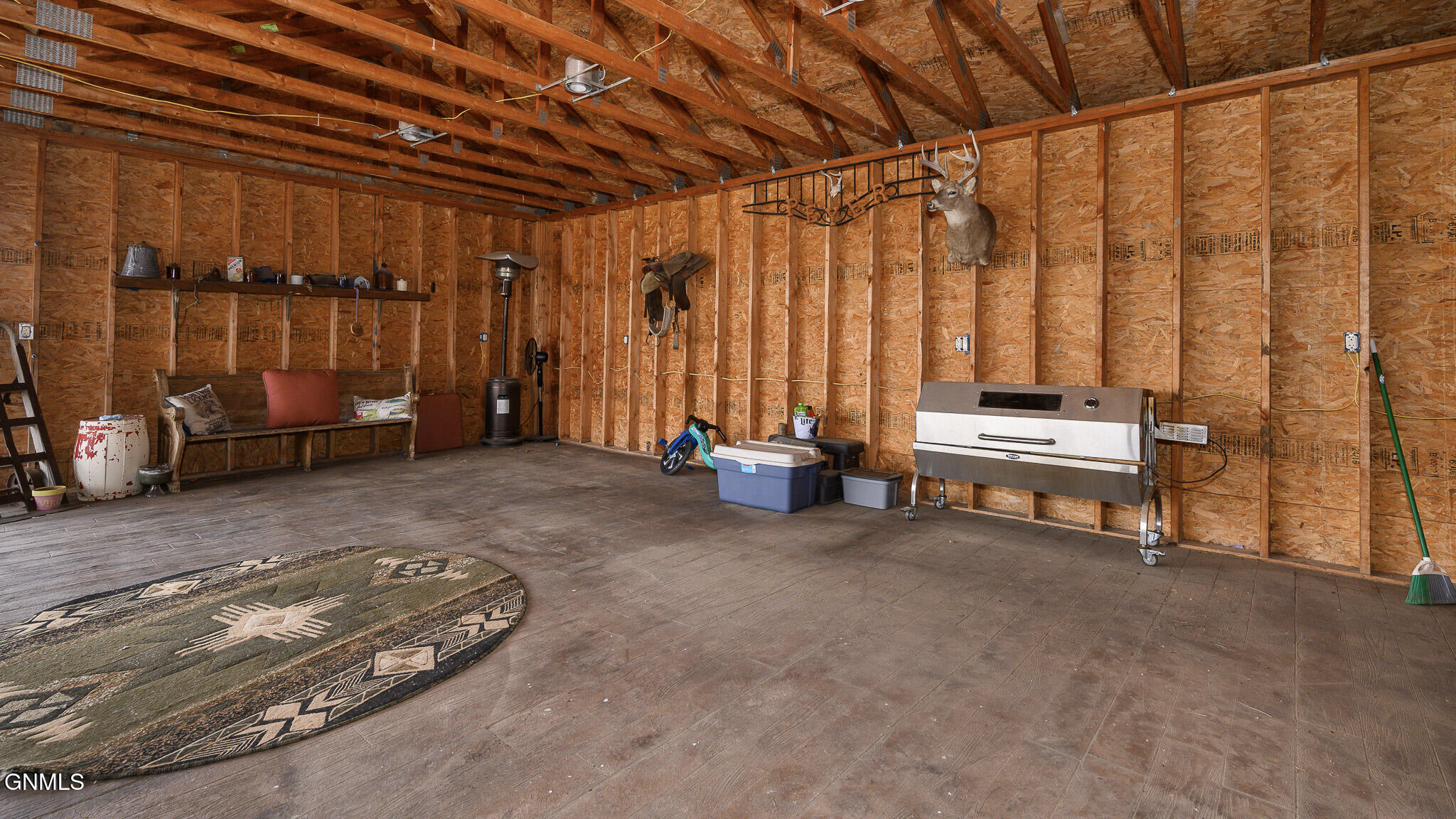 main property photo 39