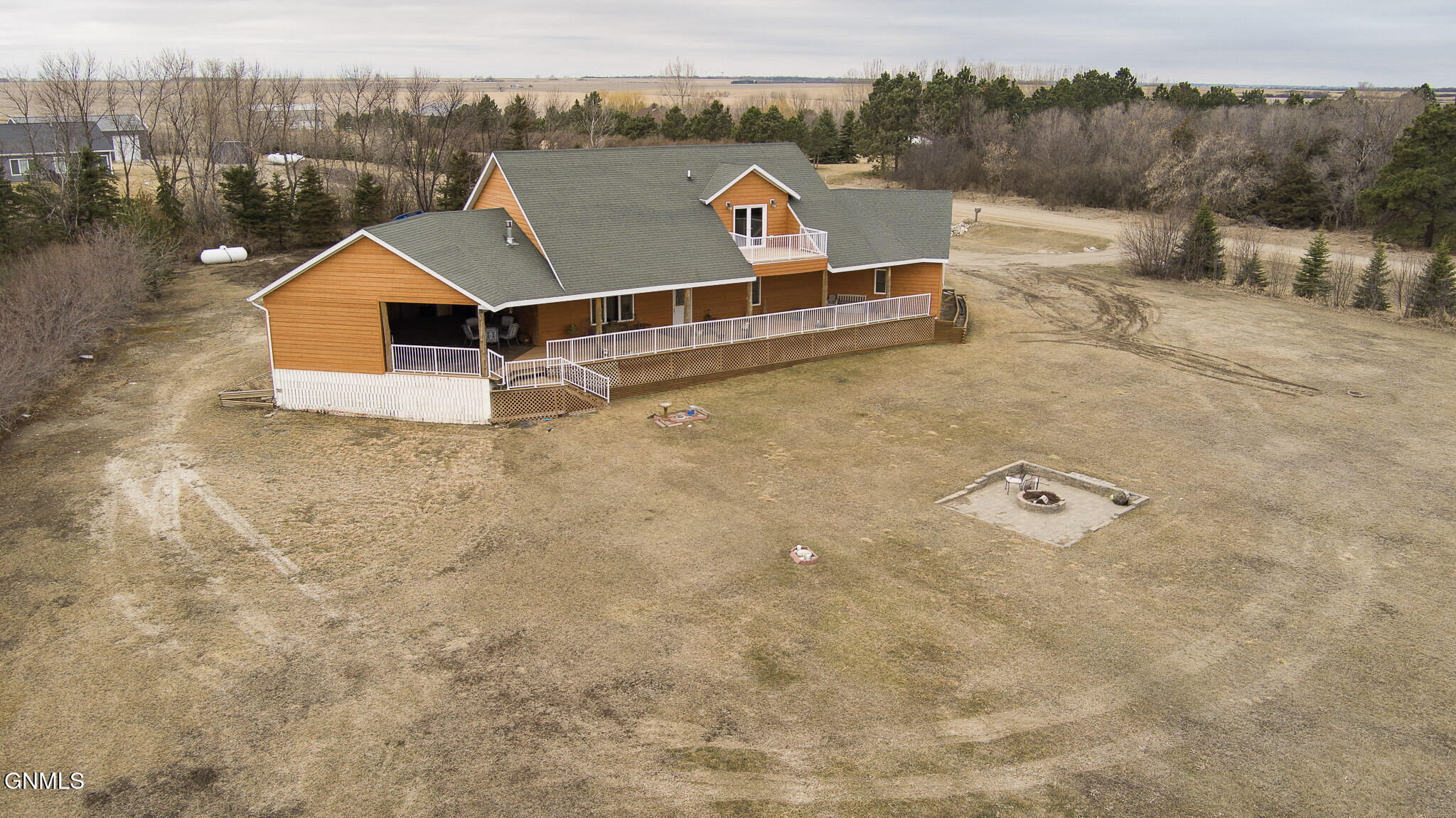 main property photo 47