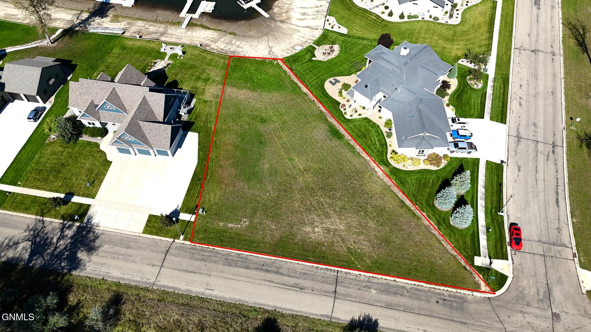 main property photo 6