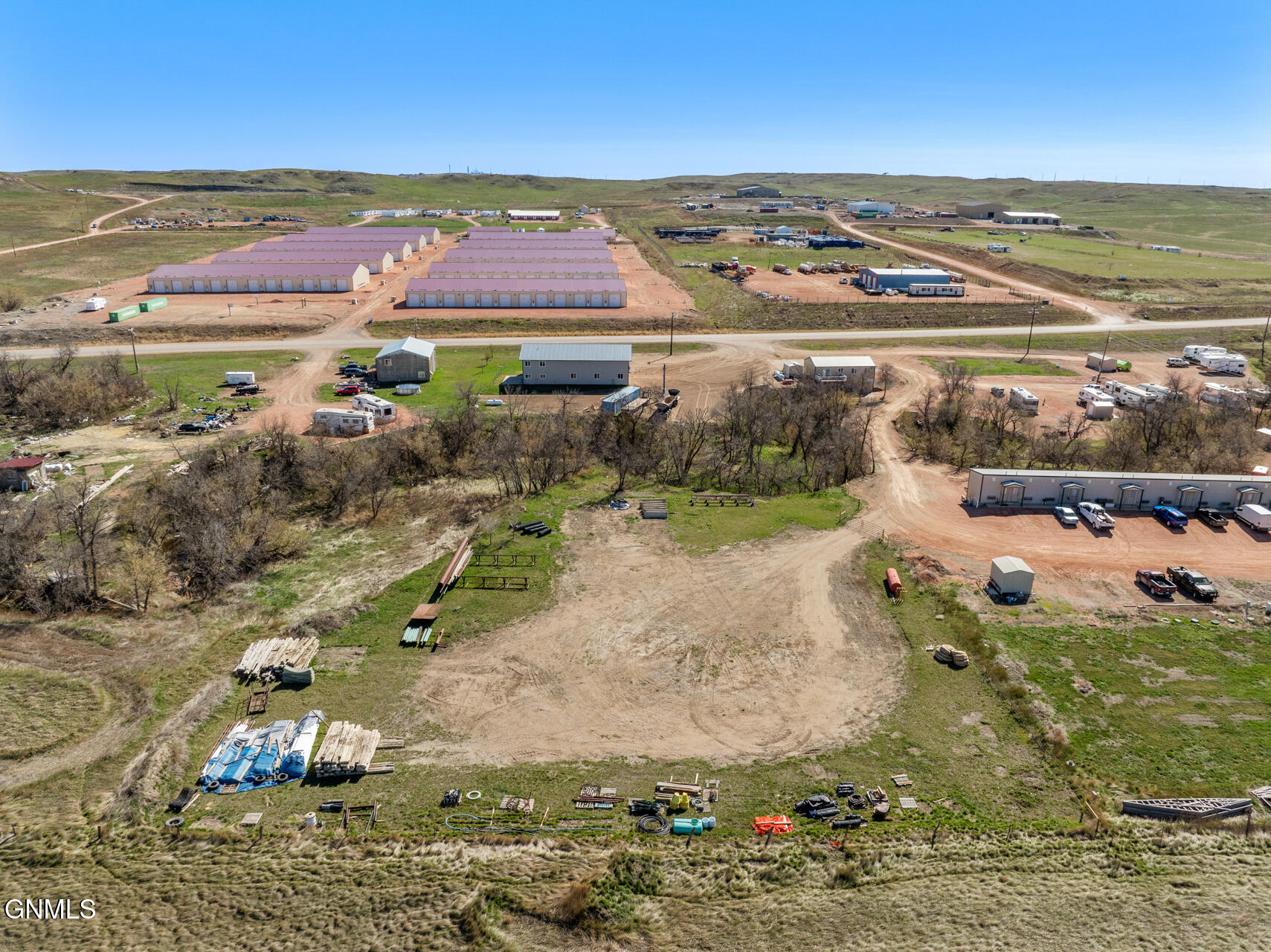 main property photo 10