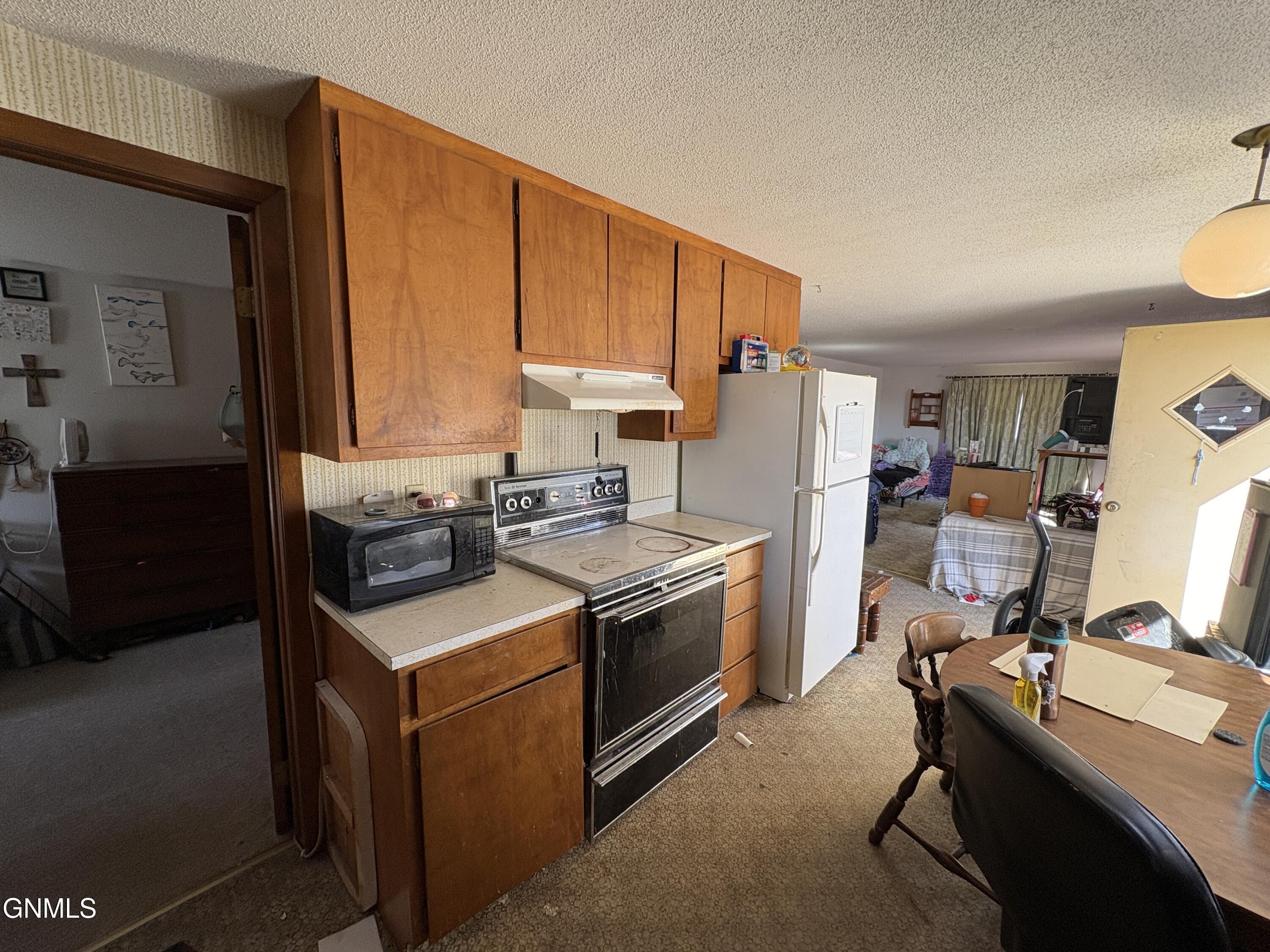 property viewer photo 1