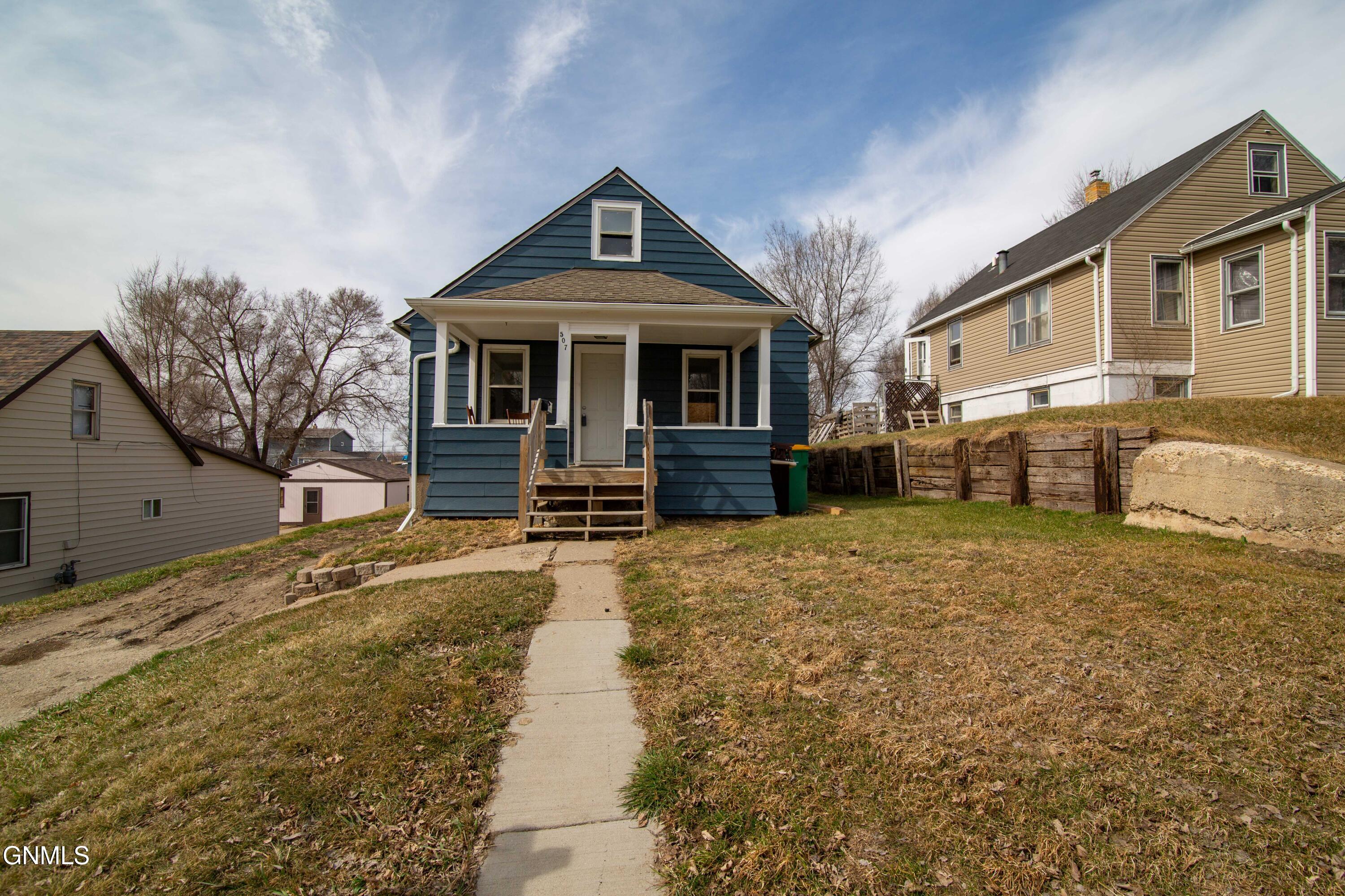 main property photo 47