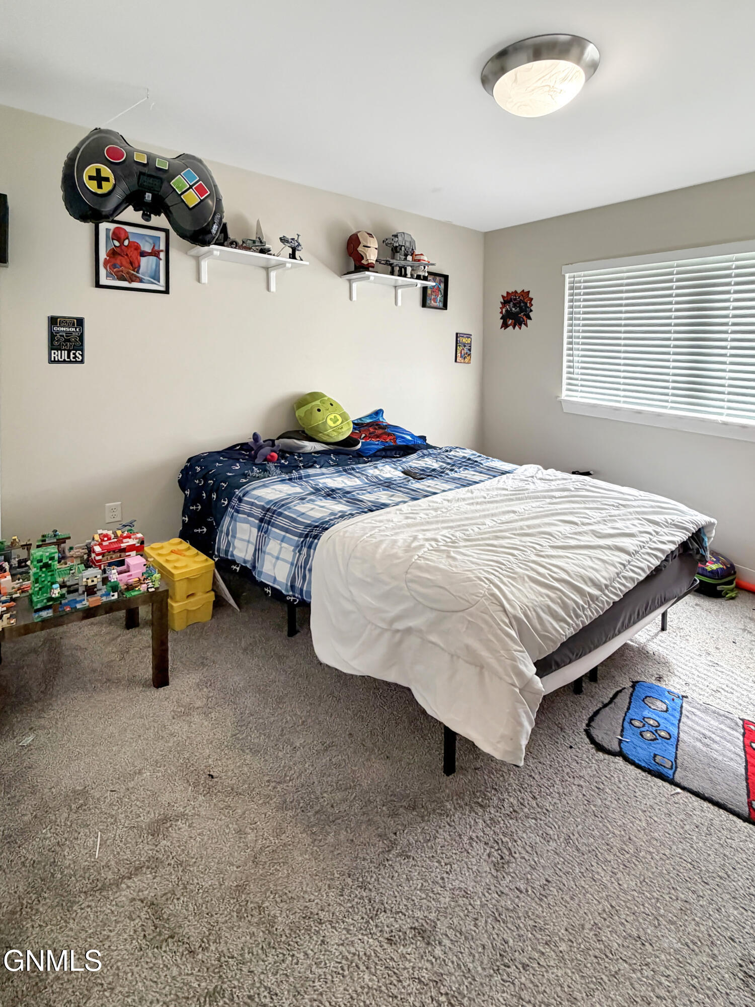 main property photo 20