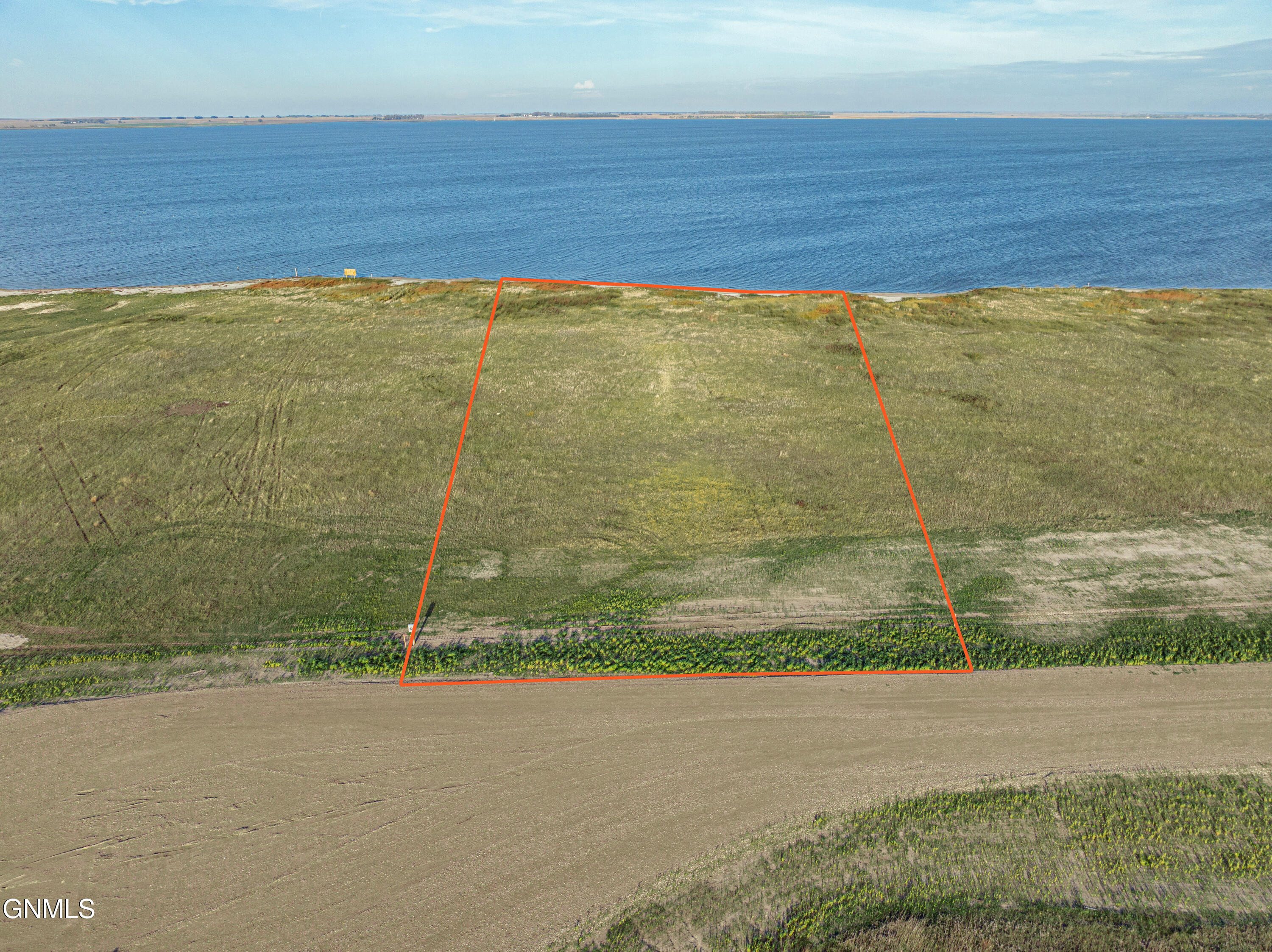 main property photo 38