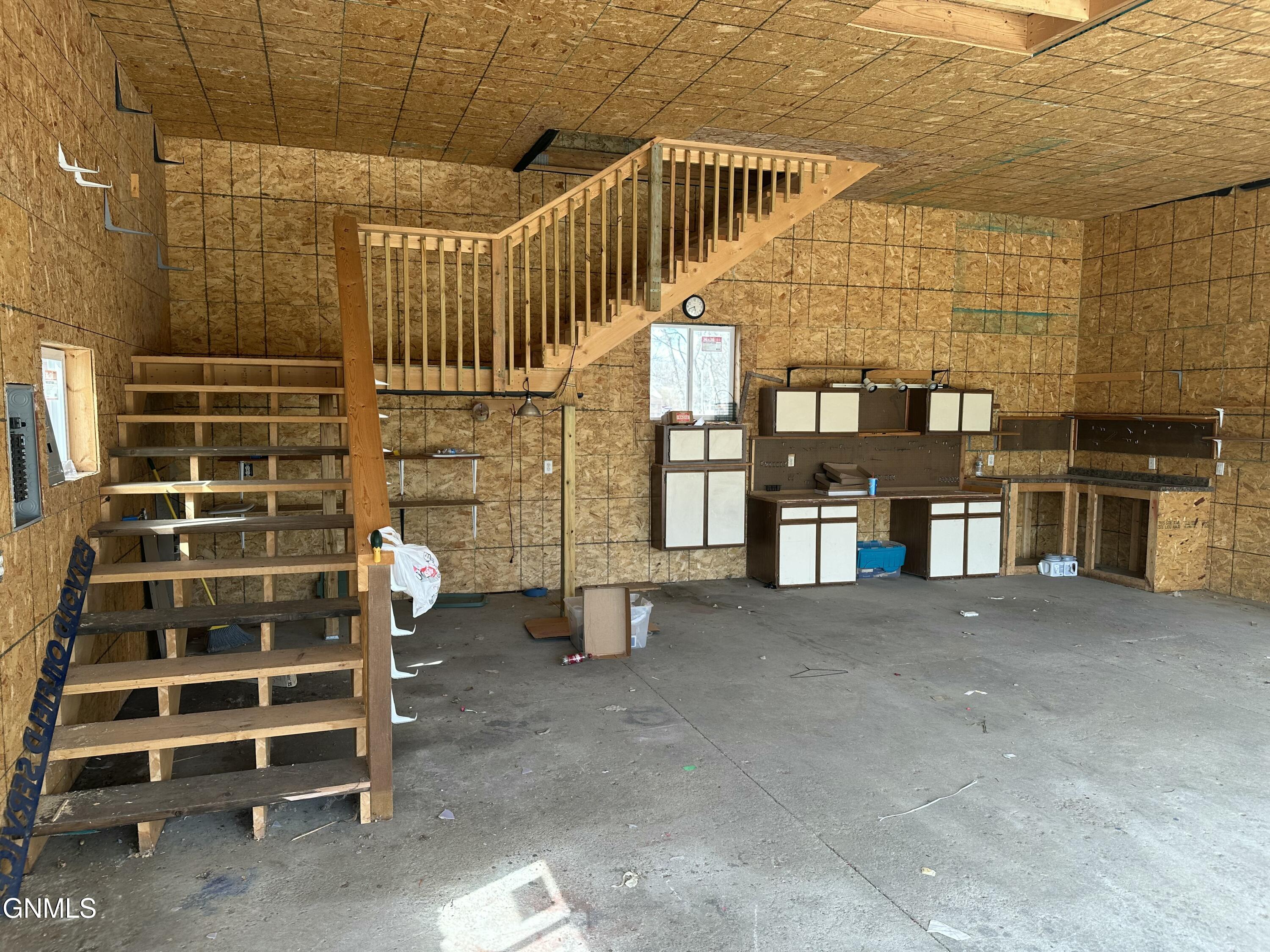 main property photo 43