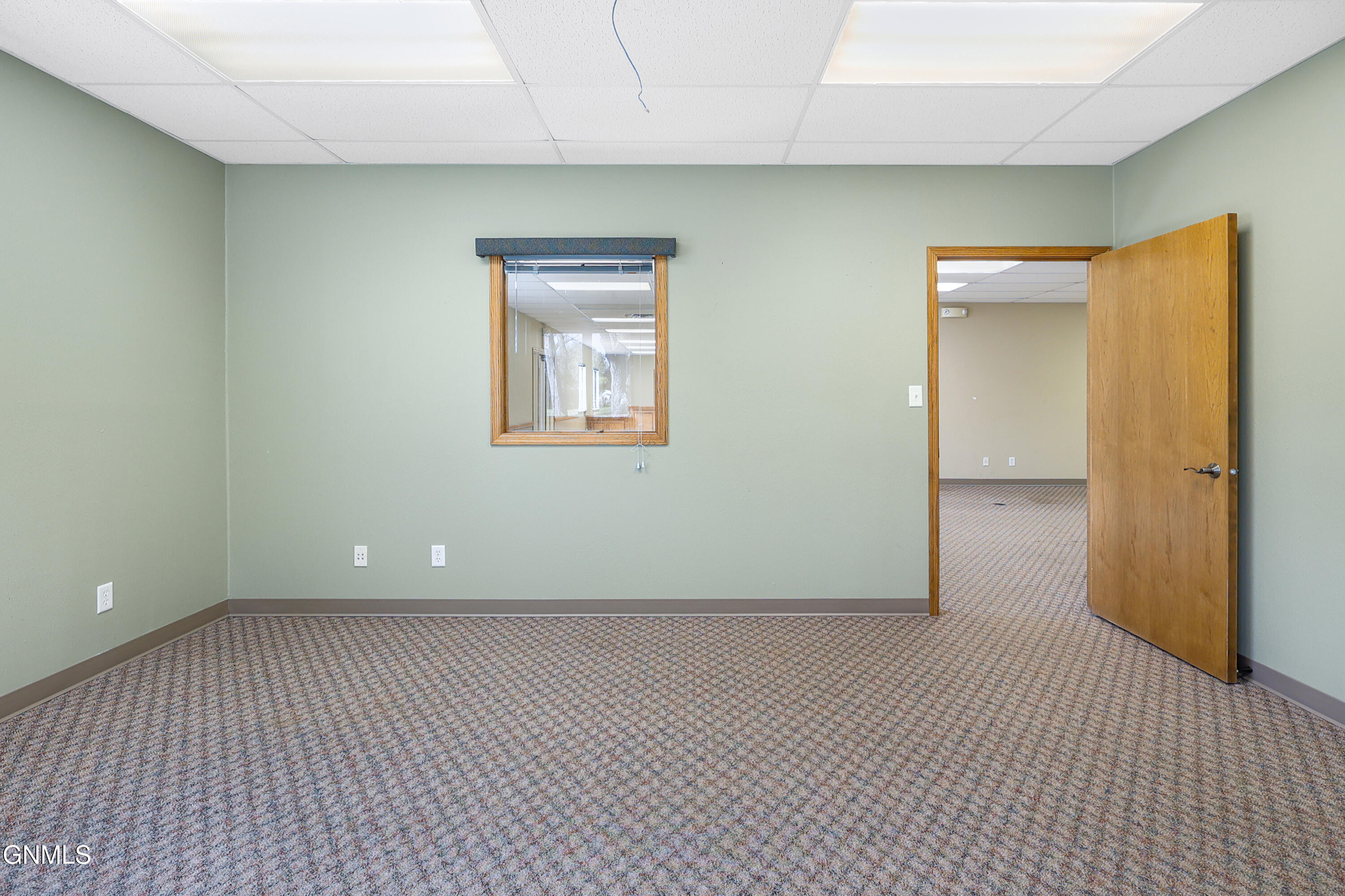 main property photo 24
