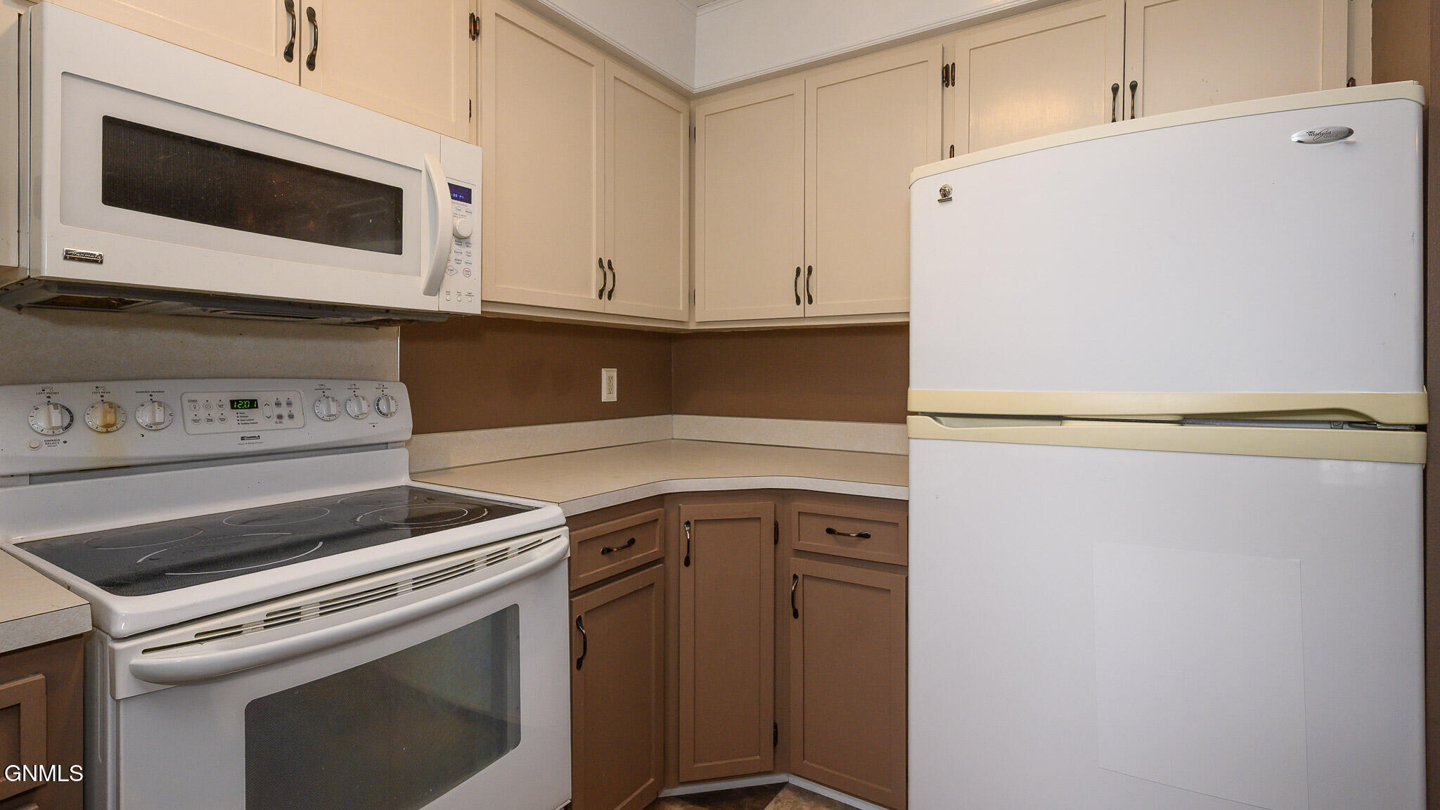 property viewer photo 19